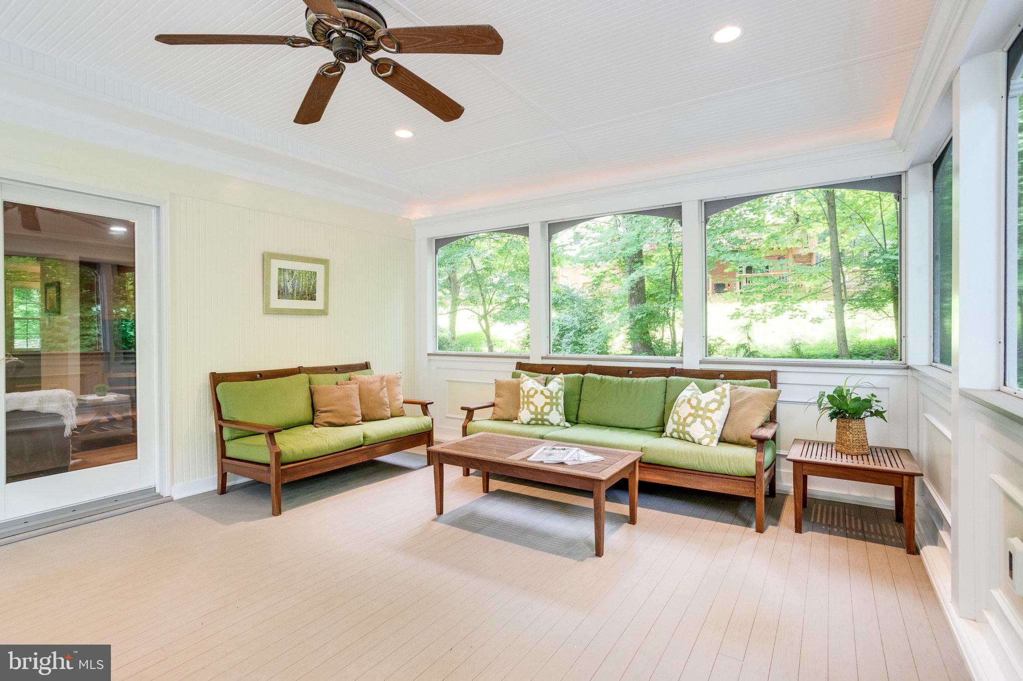 WOLF TRAP WOODS - Residential