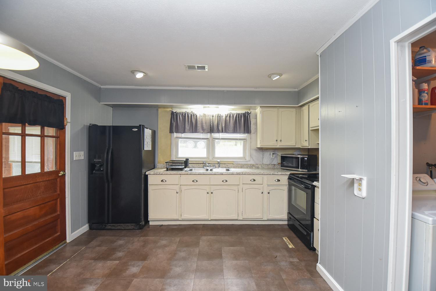 WINDY HILL - Residential