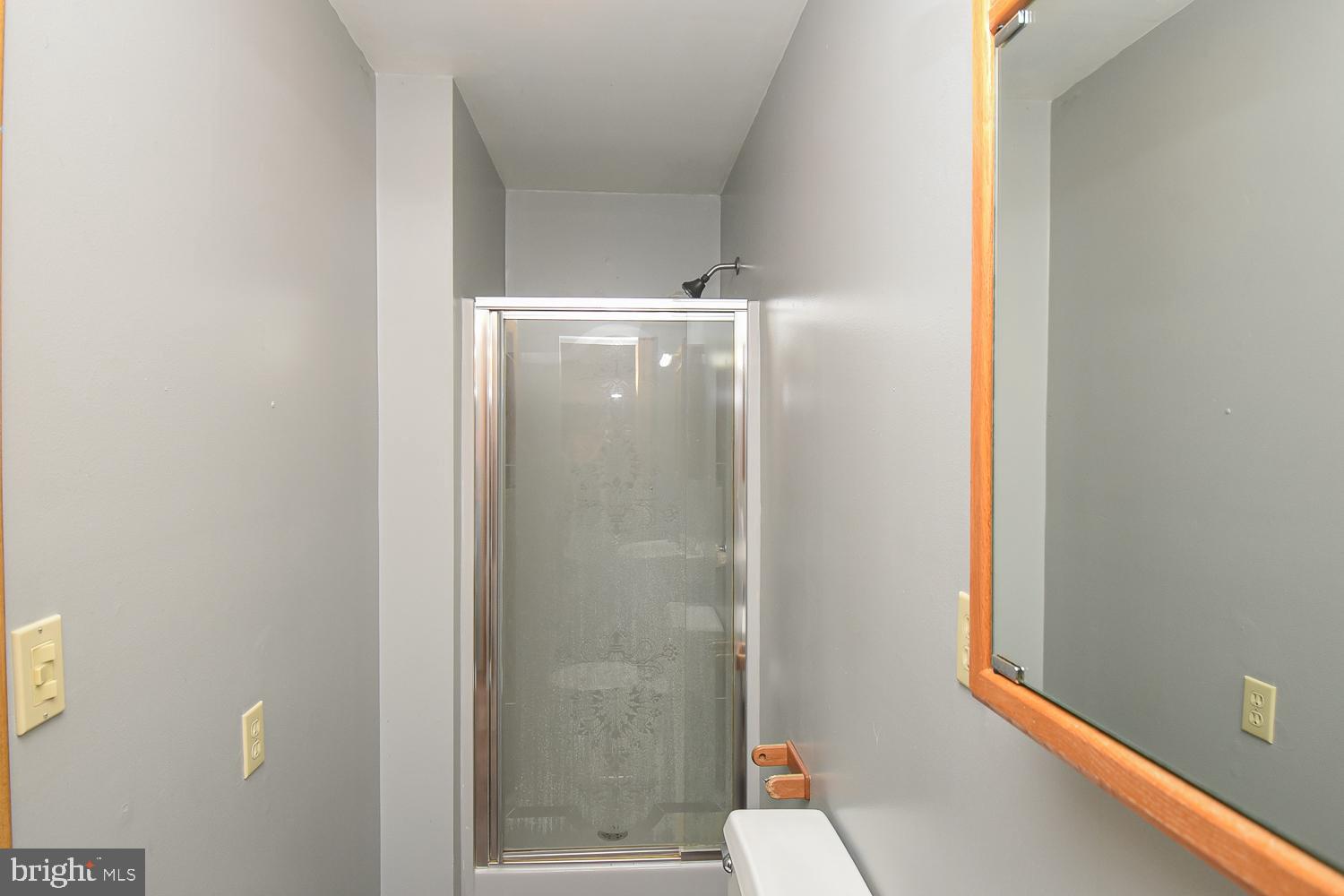 WINDY HILL - Residential