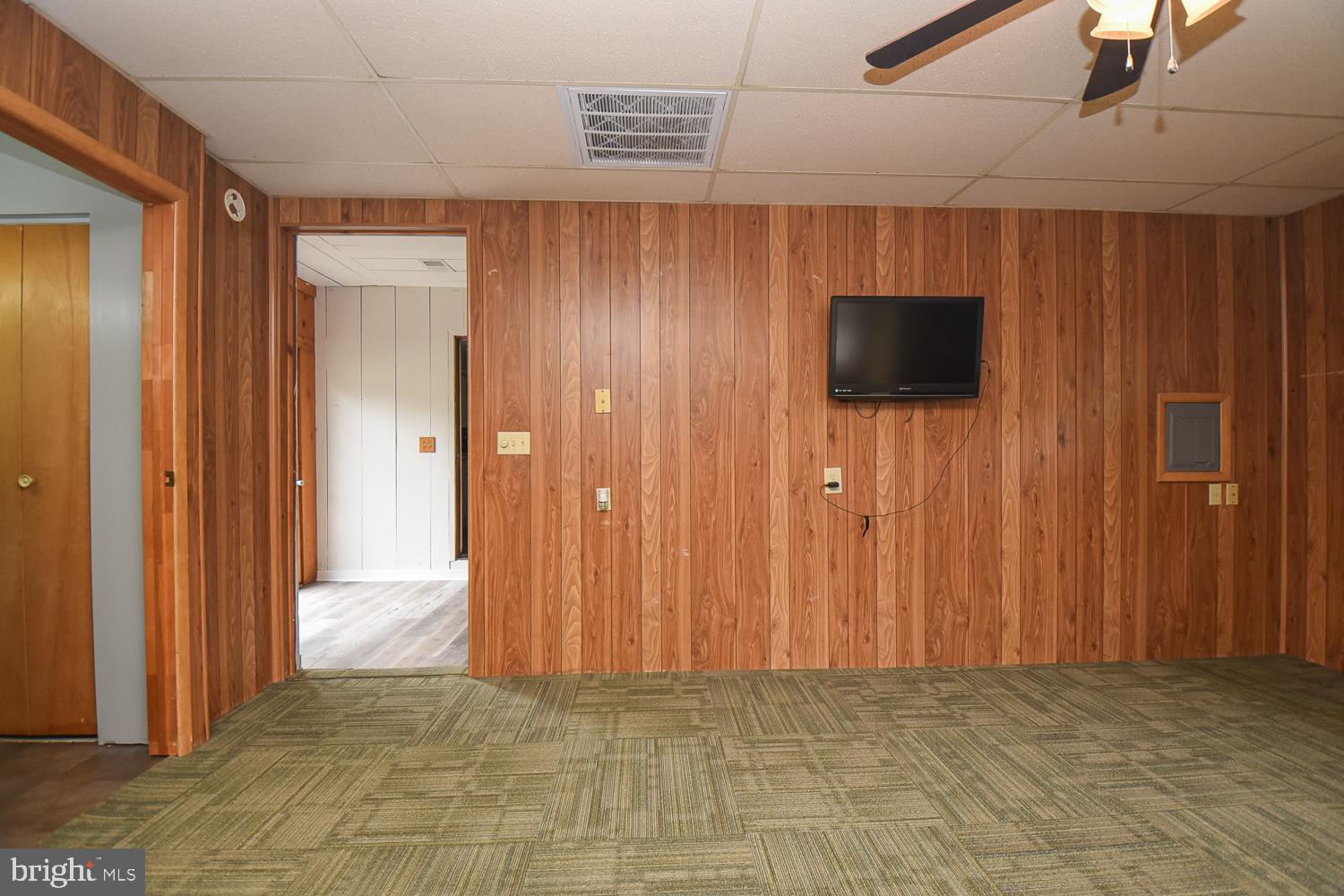 WINDY HILL - Residential