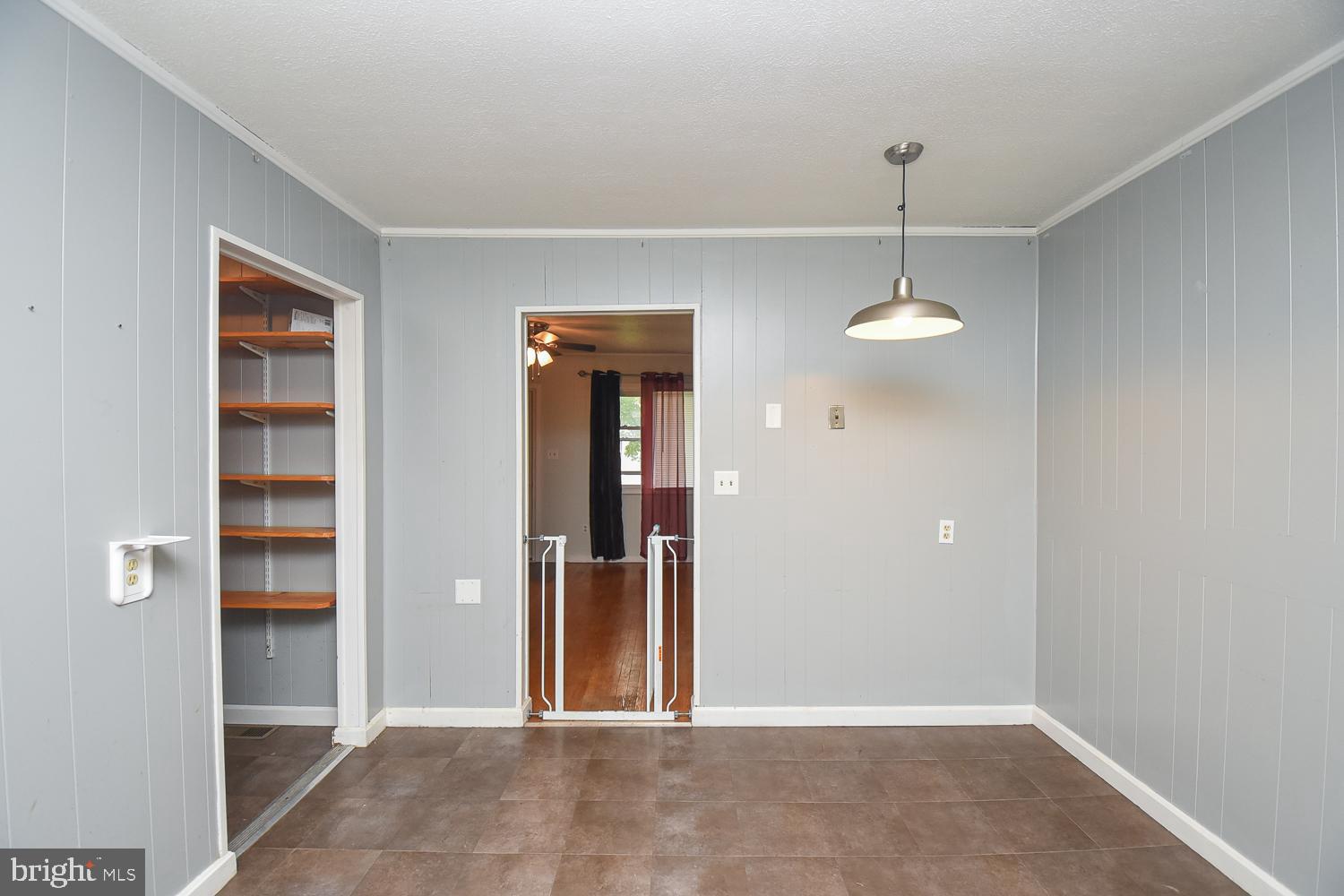 WINDY HILL - Residential