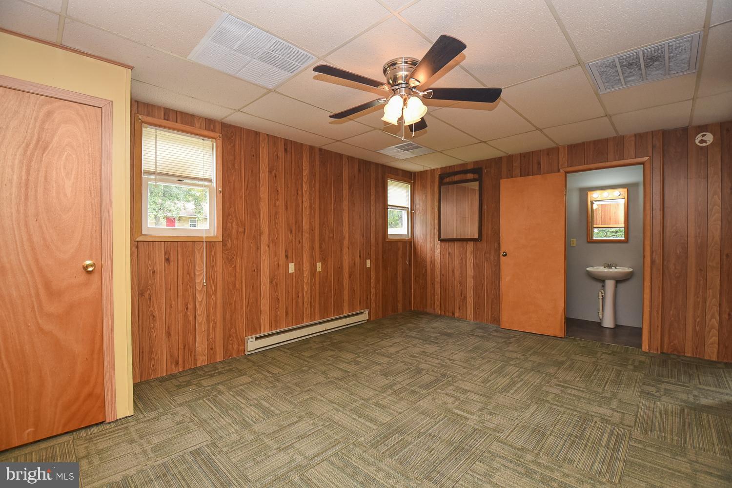 WINDY HILL - Residential