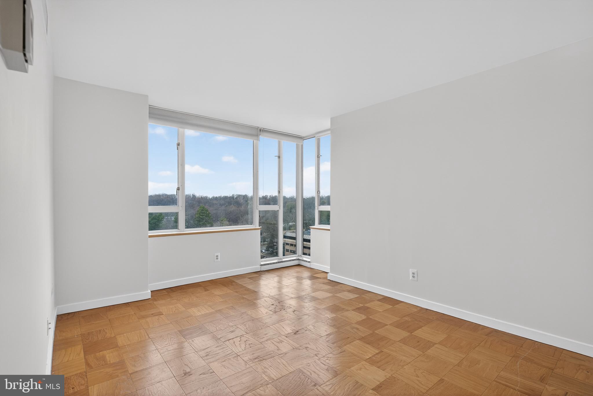 LAKE ANNE OF RESTON - Residential