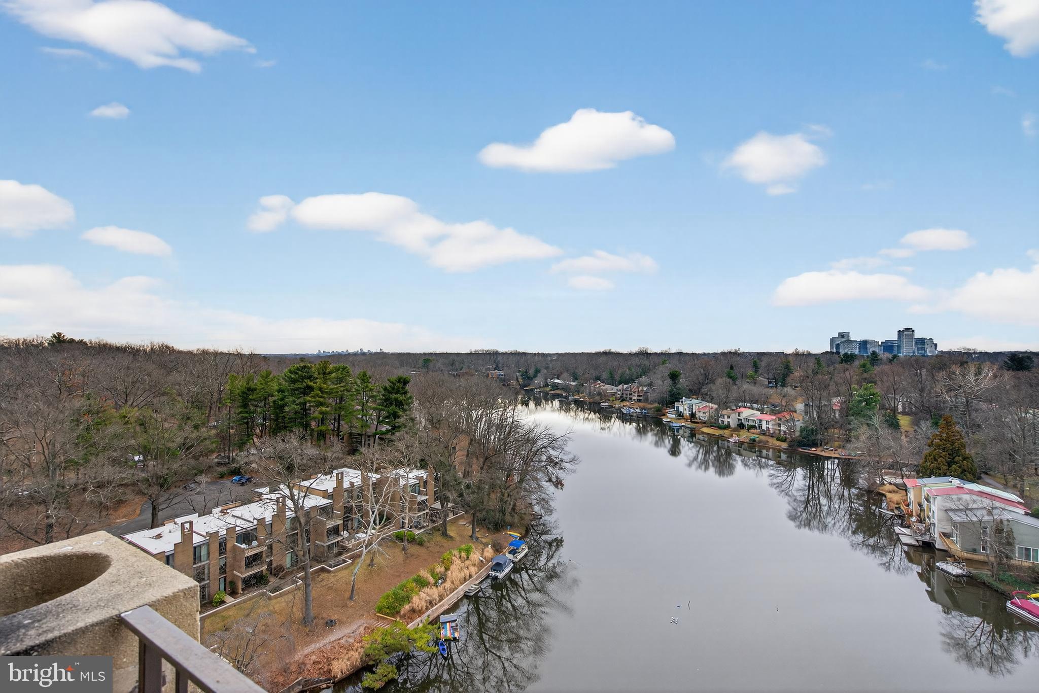 LAKE ANNE OF RESTON - Residential