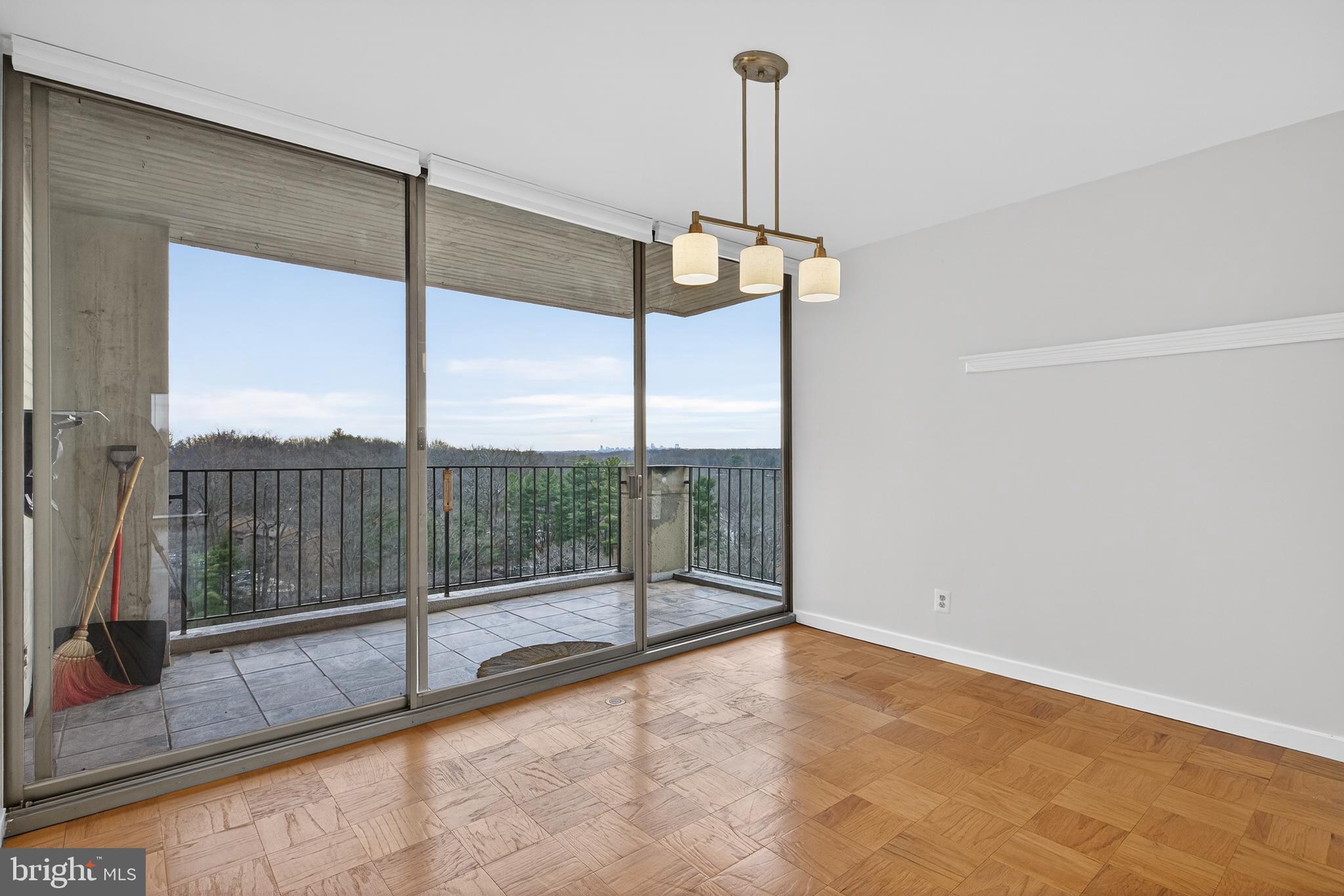 LAKE ANNE OF RESTON - Residential