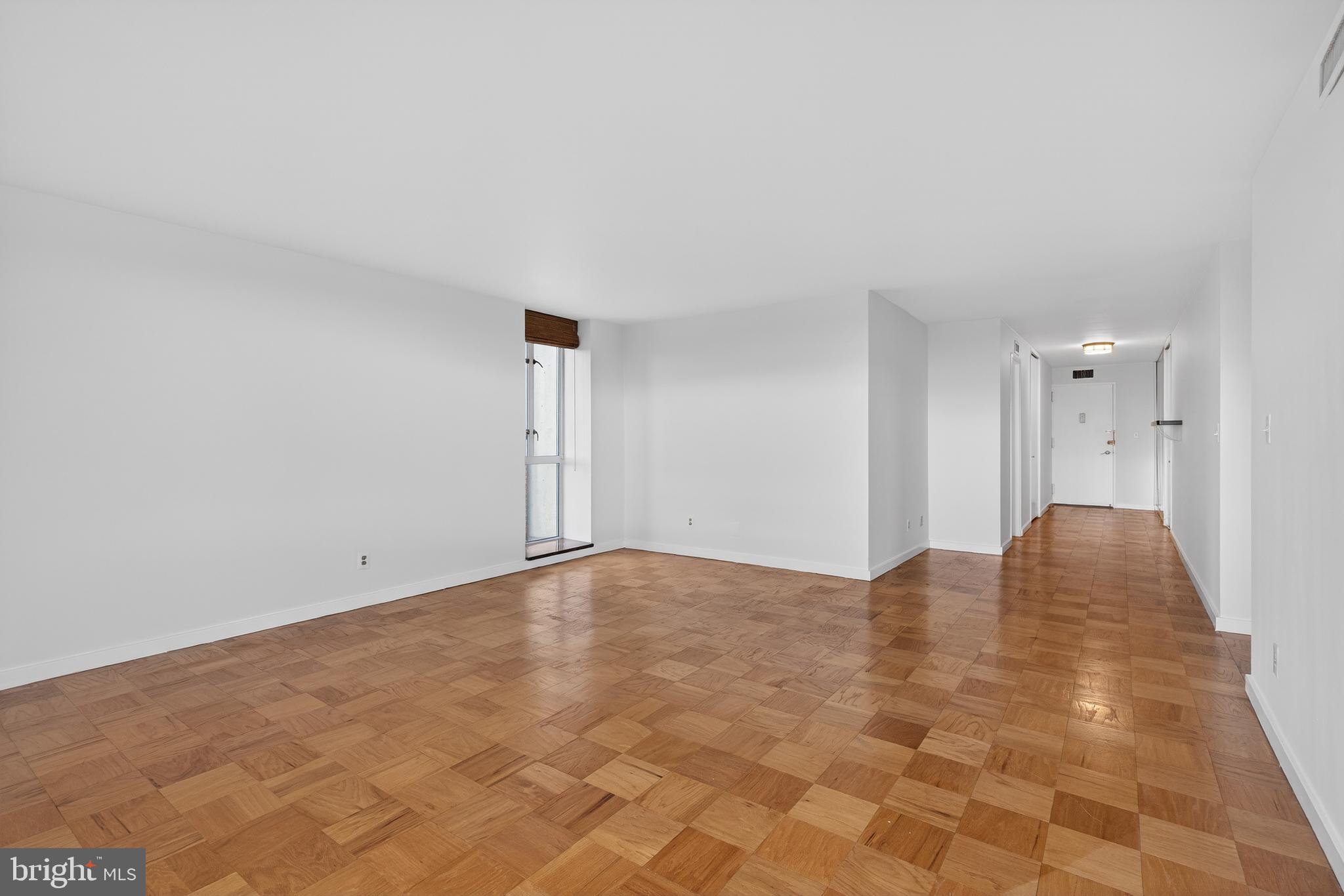 LAKE ANNE OF RESTON - Residential