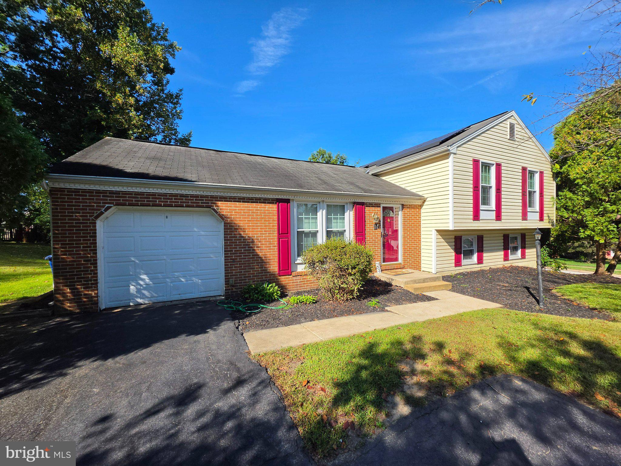 7109 UPPER MILLS CIRCLE