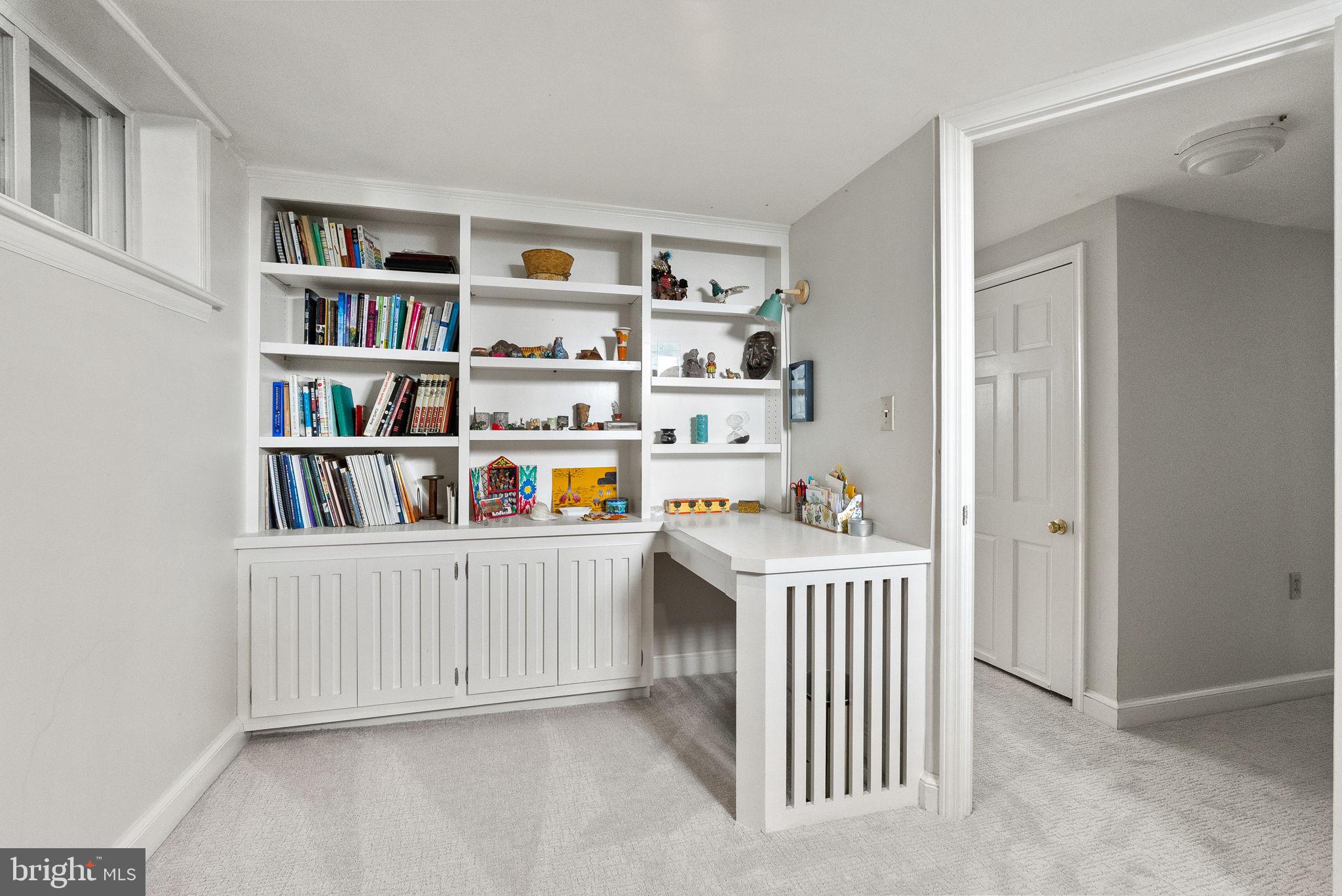 MOUNT VERNON PARK - Residential