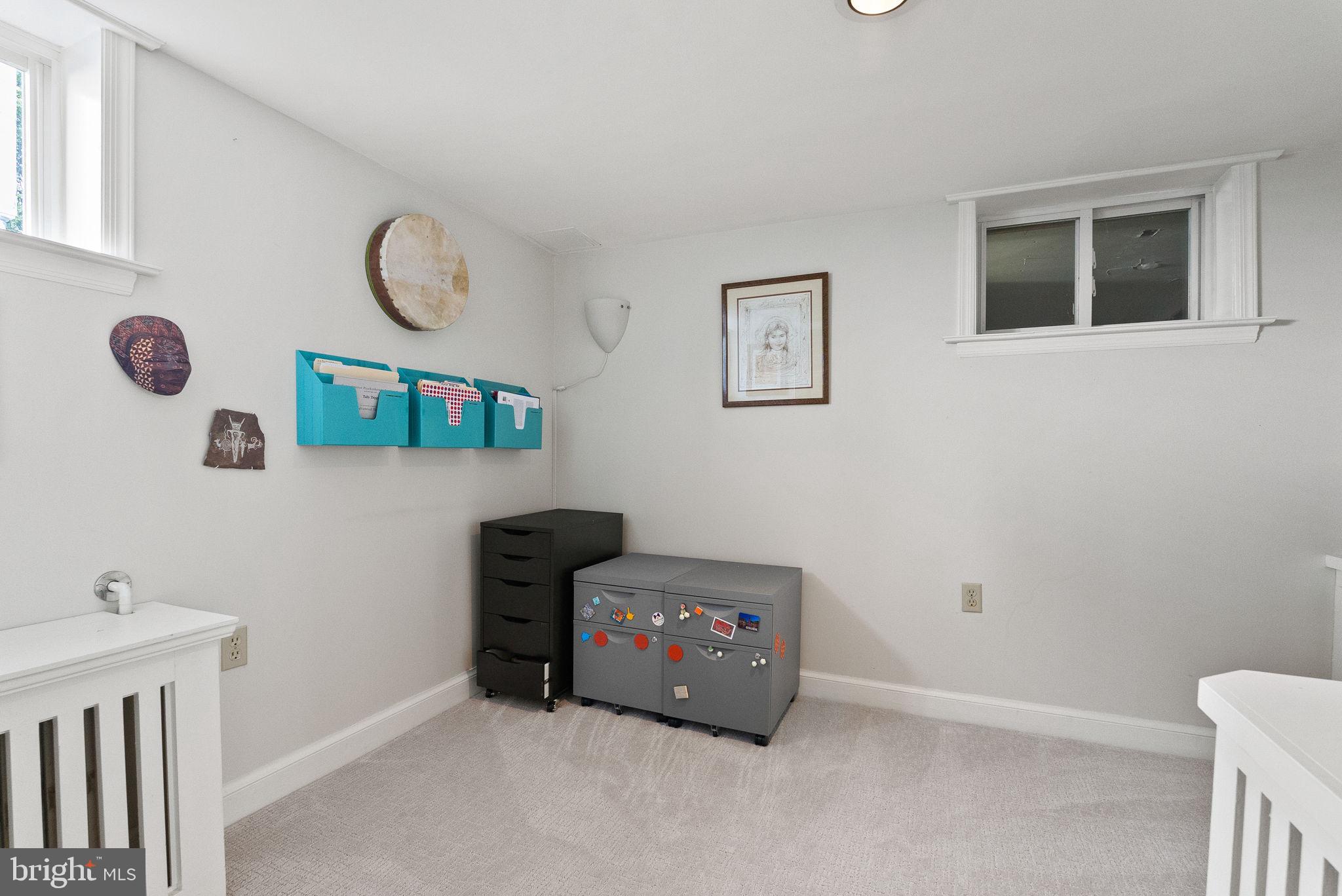 MOUNT VERNON PARK - Residential