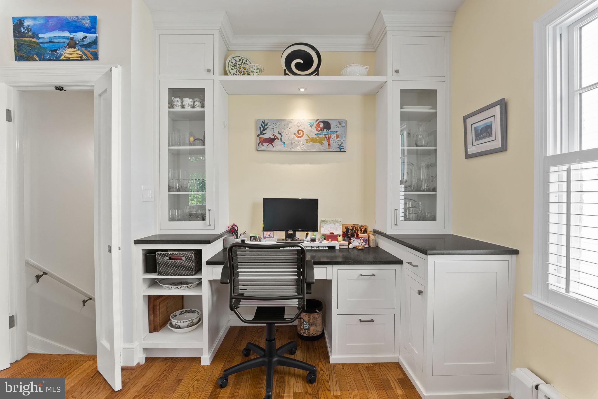 MOUNT VERNON PARK - Residential