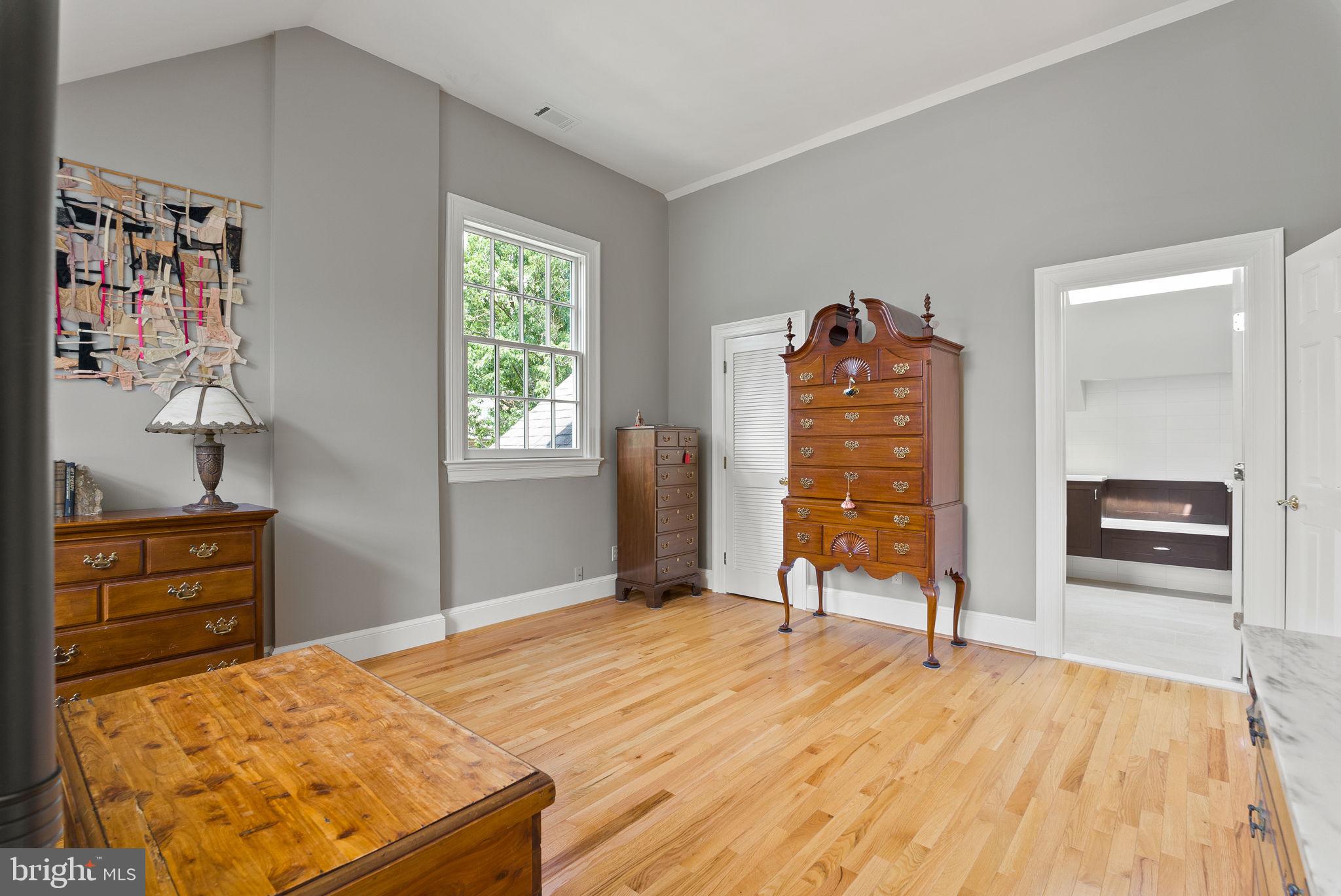 MOUNT VERNON PARK - Residential