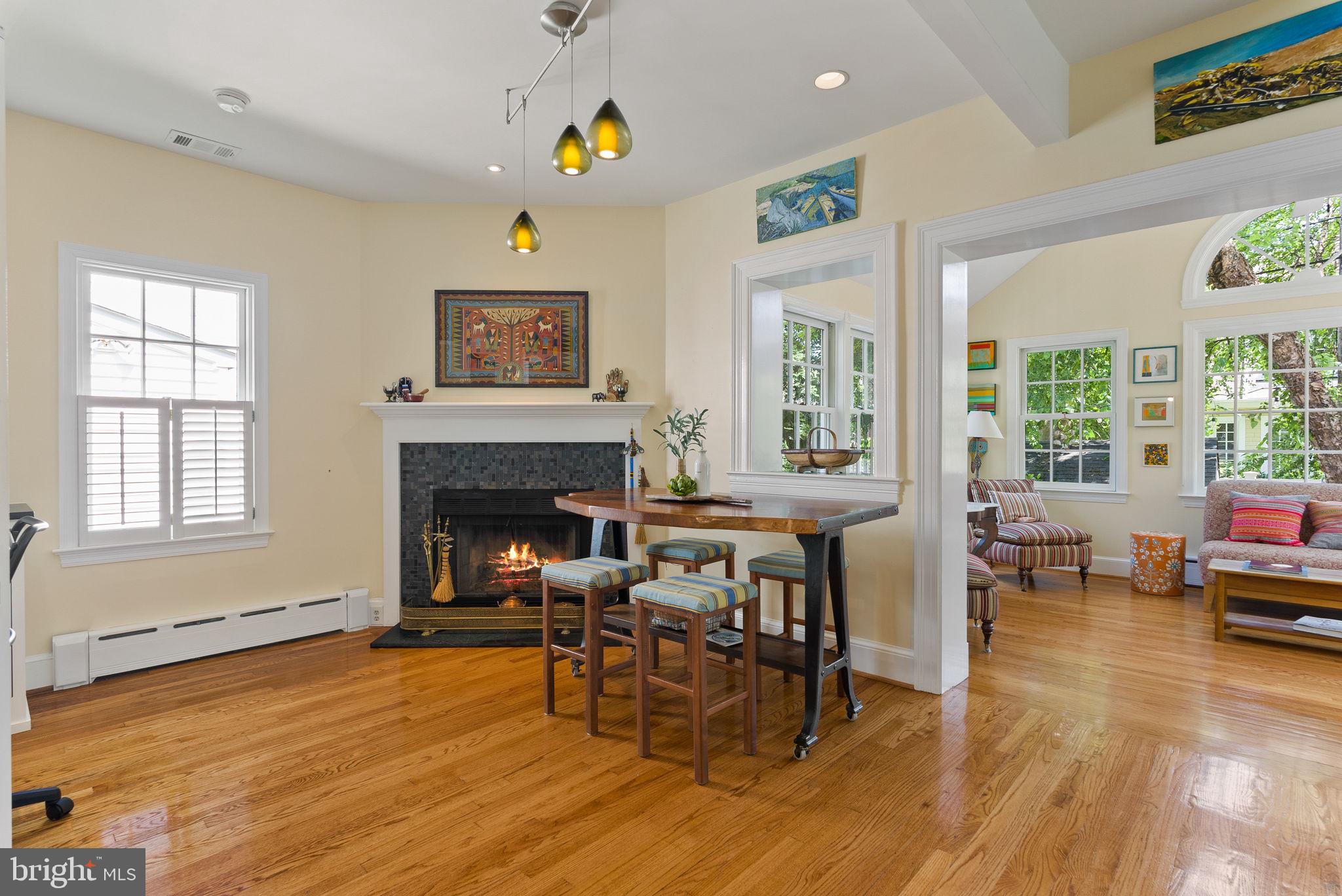 MOUNT VERNON PARK - Residential