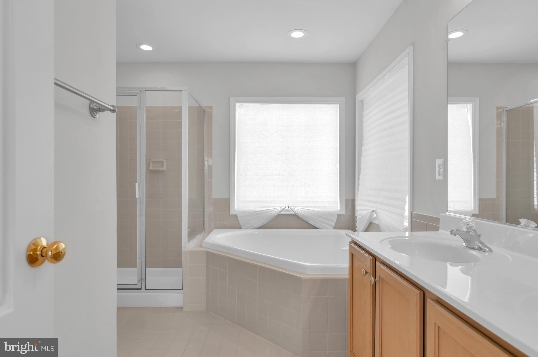 SPYGLASS HILL - Residential