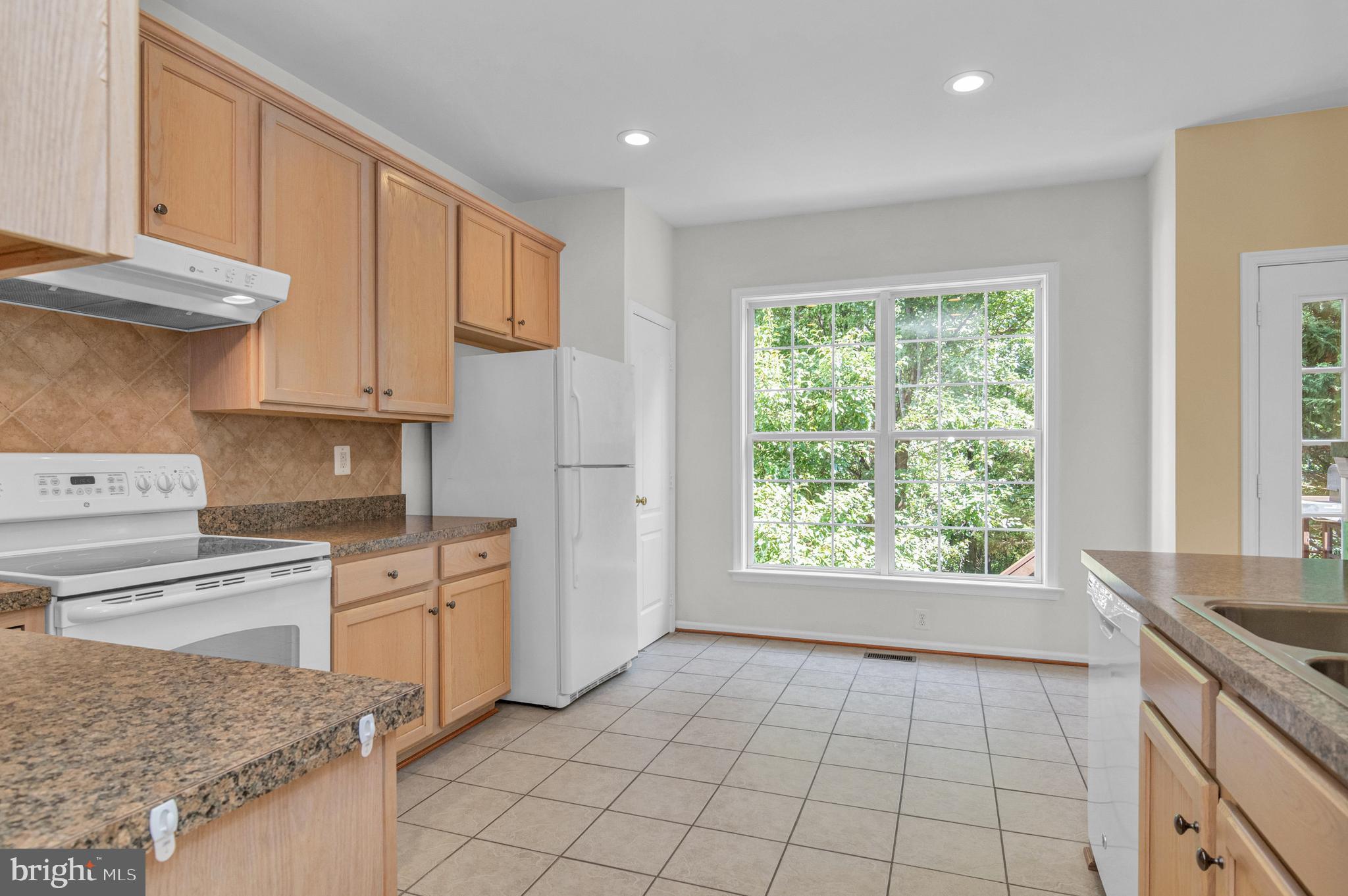 SPYGLASS HILL - Residential