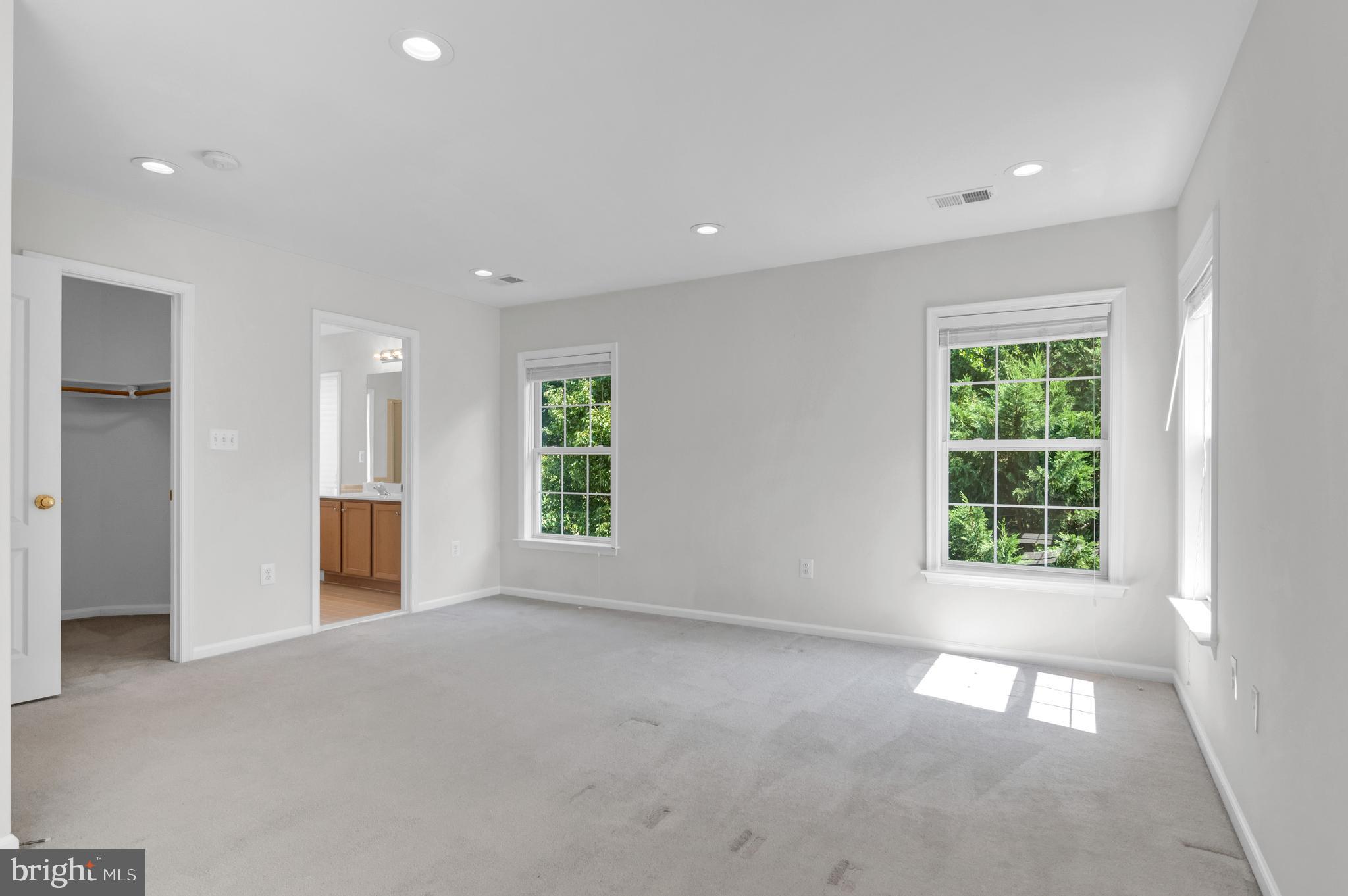 SPYGLASS HILL - Residential