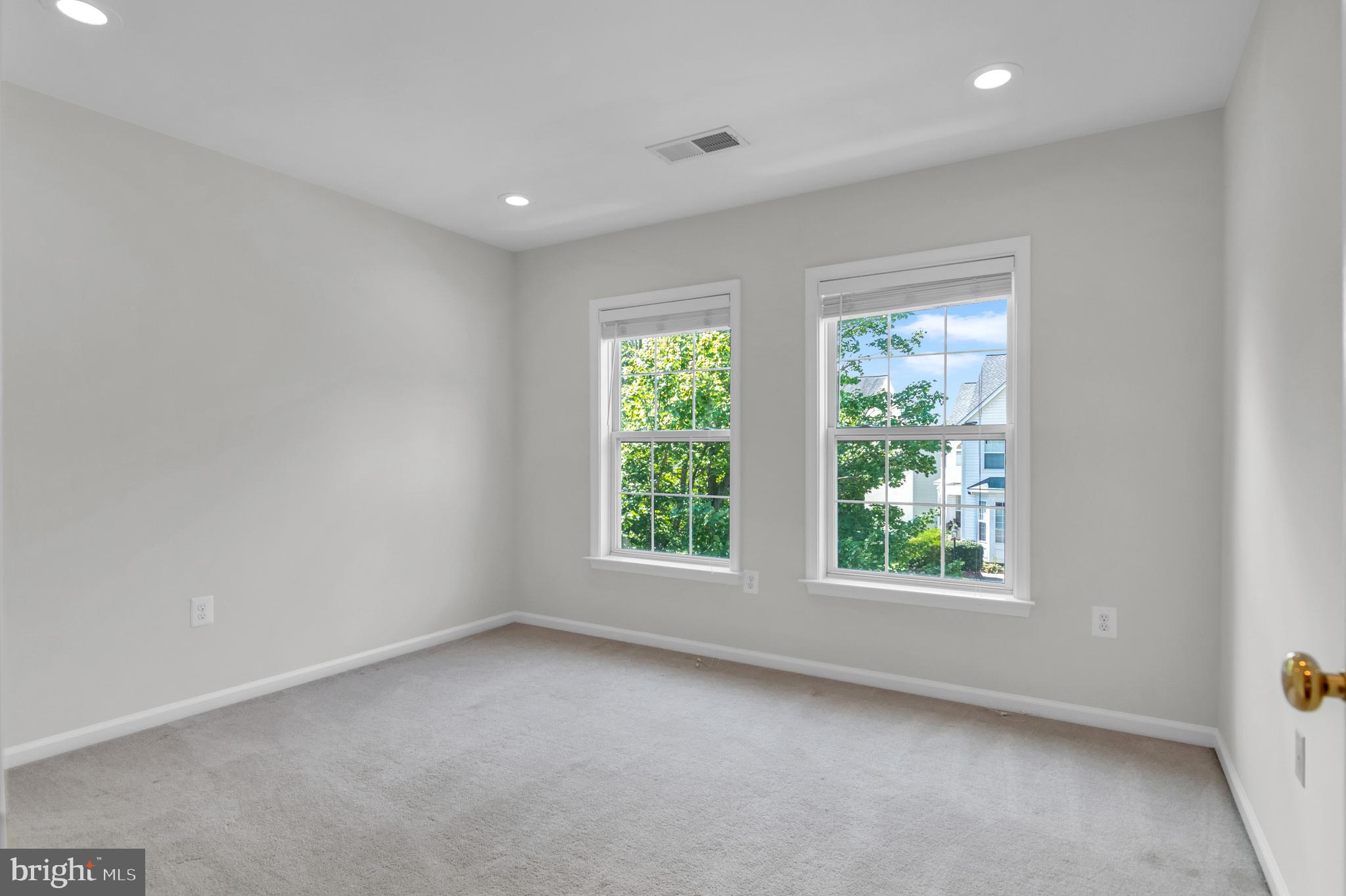 SPYGLASS HILL - Residential