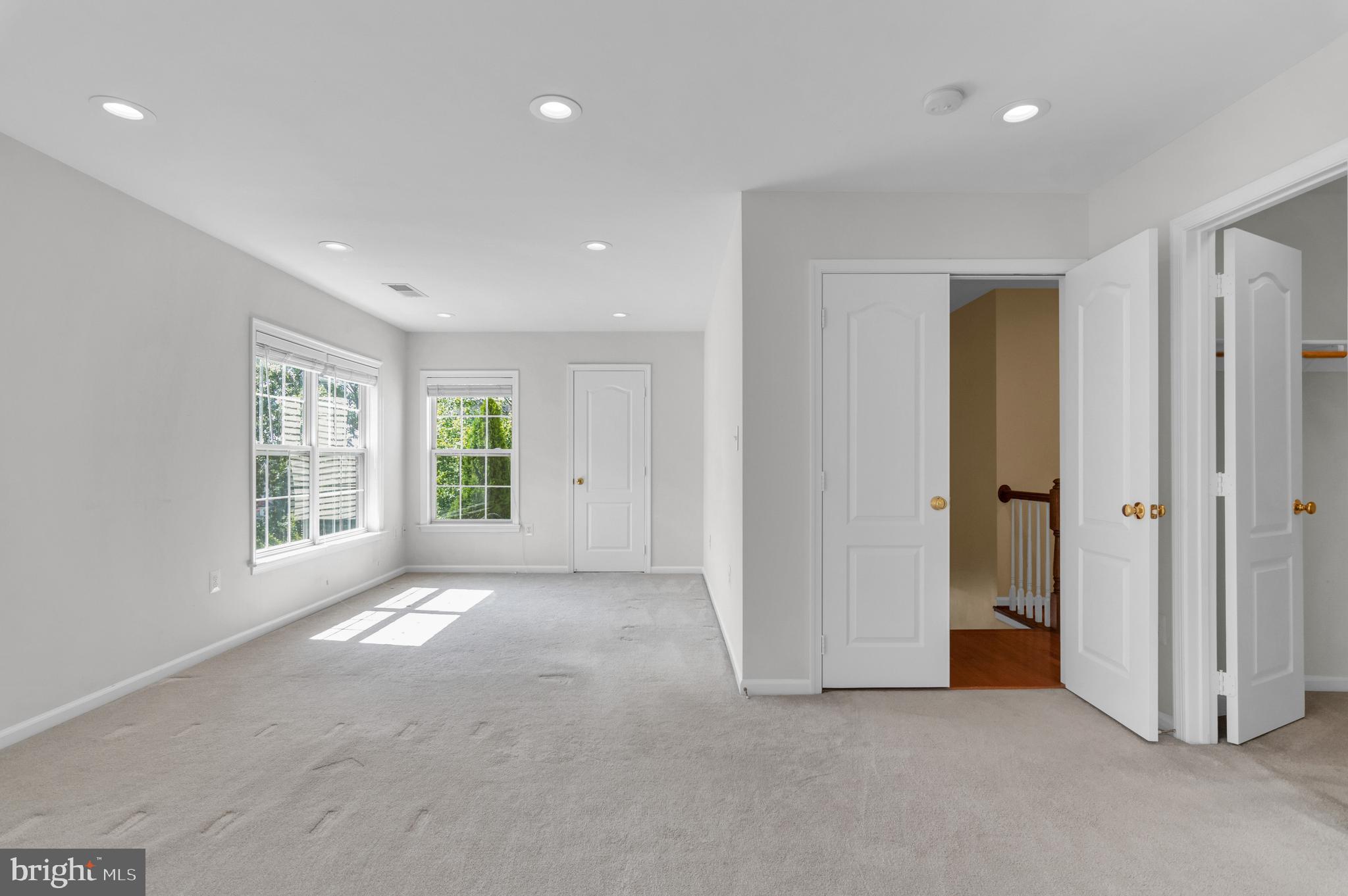 SPYGLASS HILL - Residential