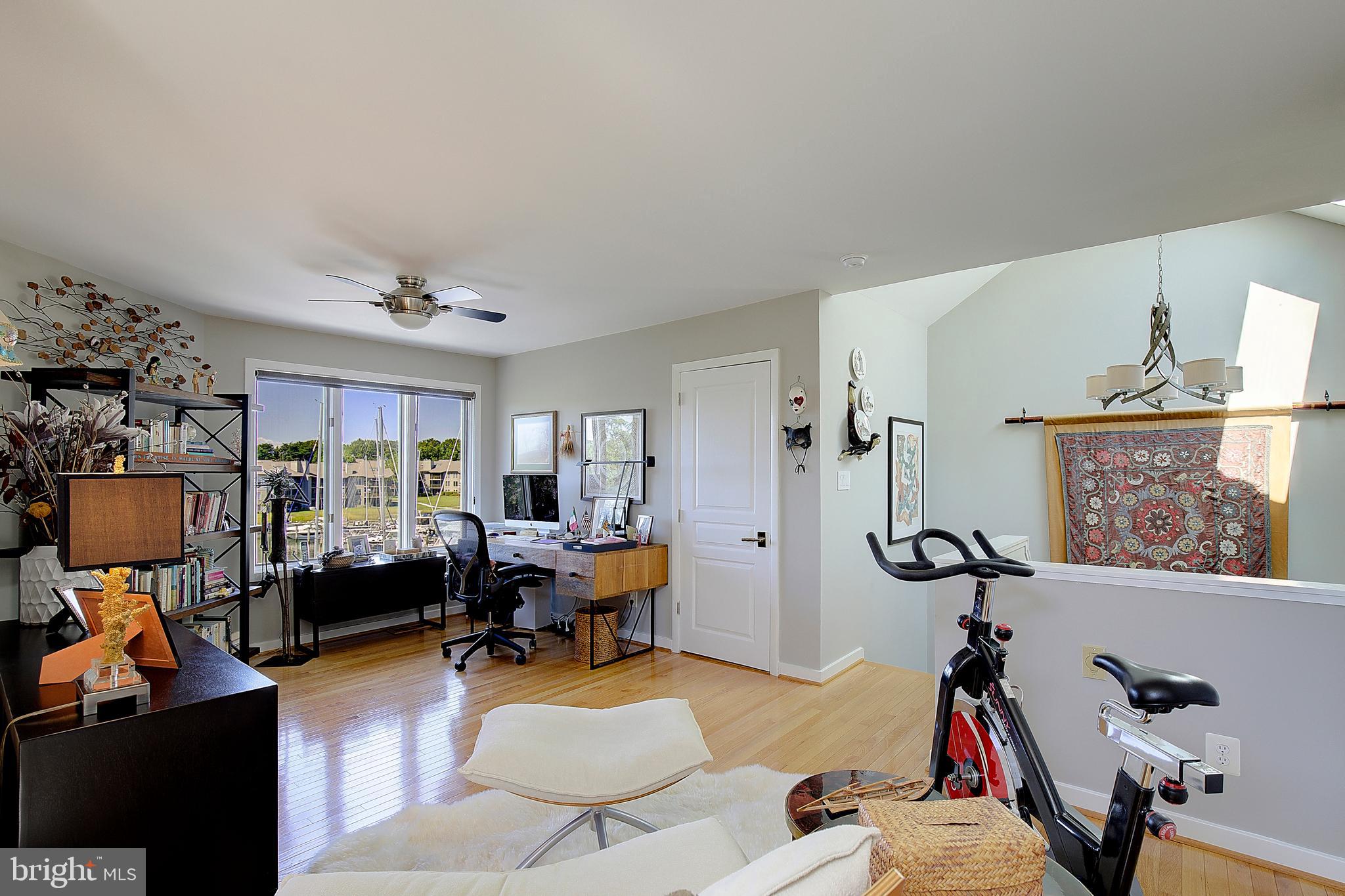 CHESAPEAKE HARBOUR - Residential