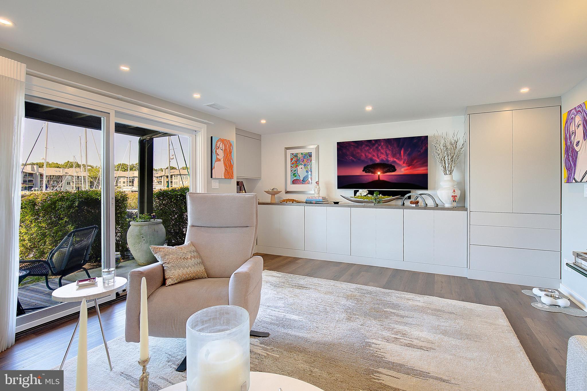 CHESAPEAKE HARBOUR - Residential