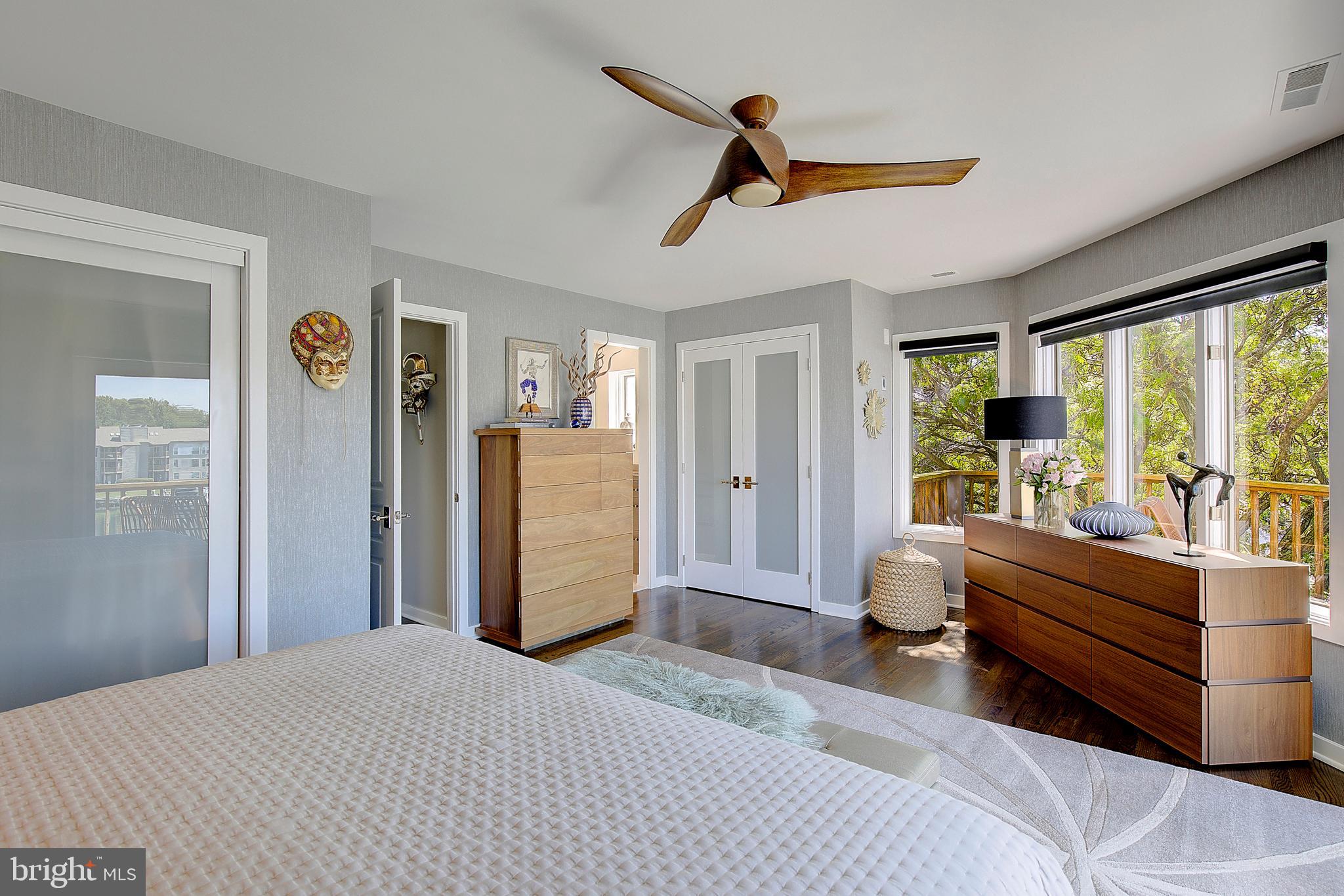 CHESAPEAKE HARBOUR - Residential