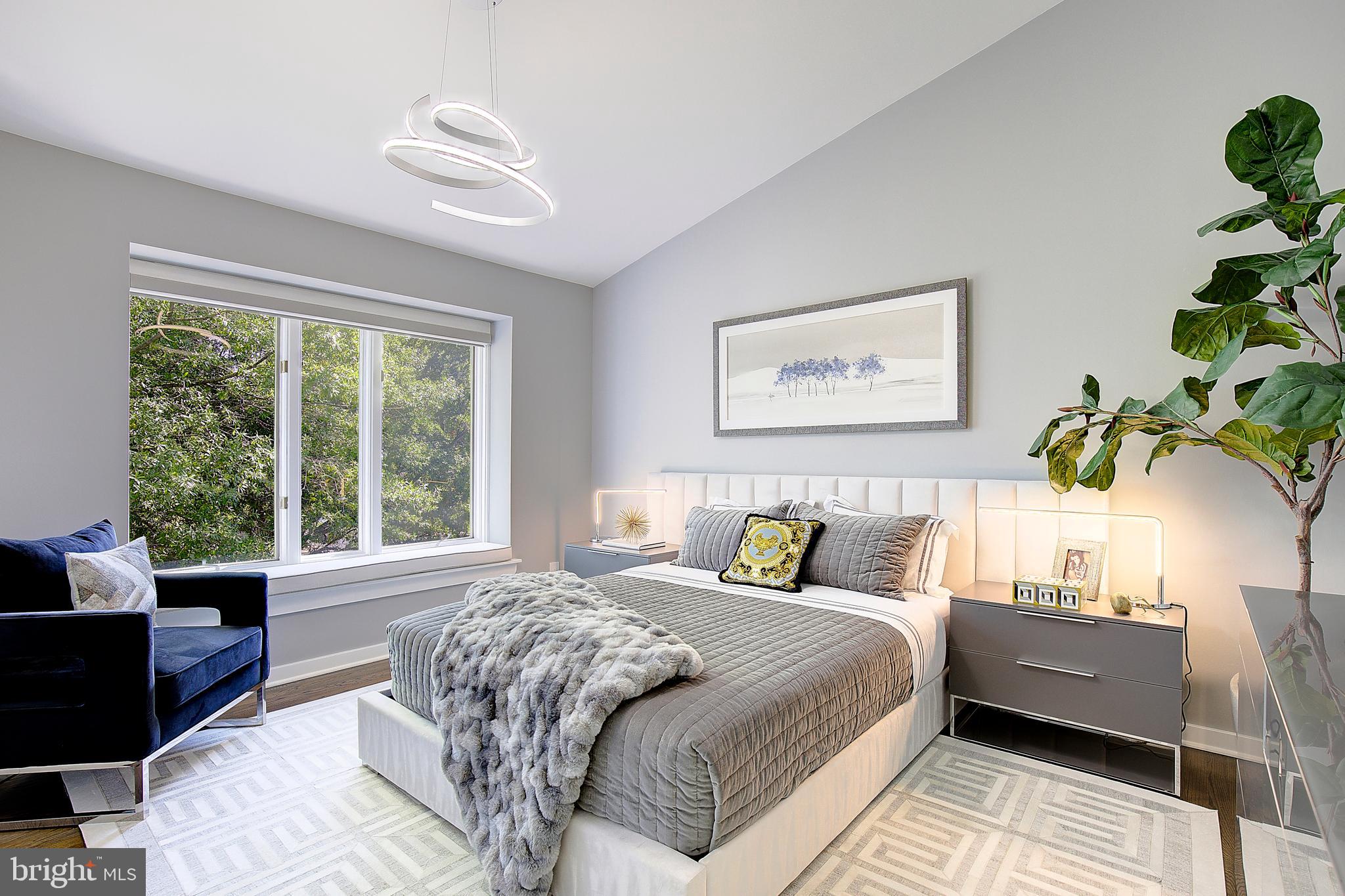 CHESAPEAKE HARBOUR - Residential