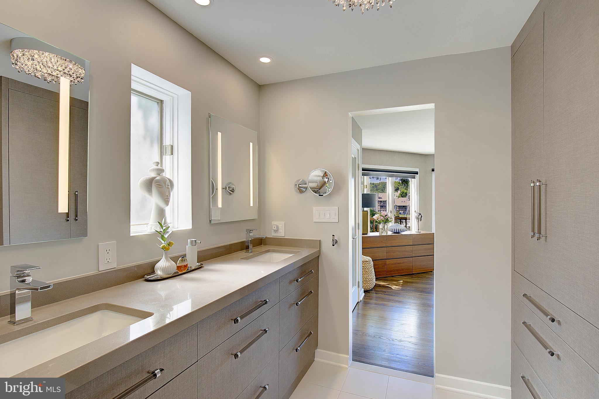CHESAPEAKE HARBOUR - Residential