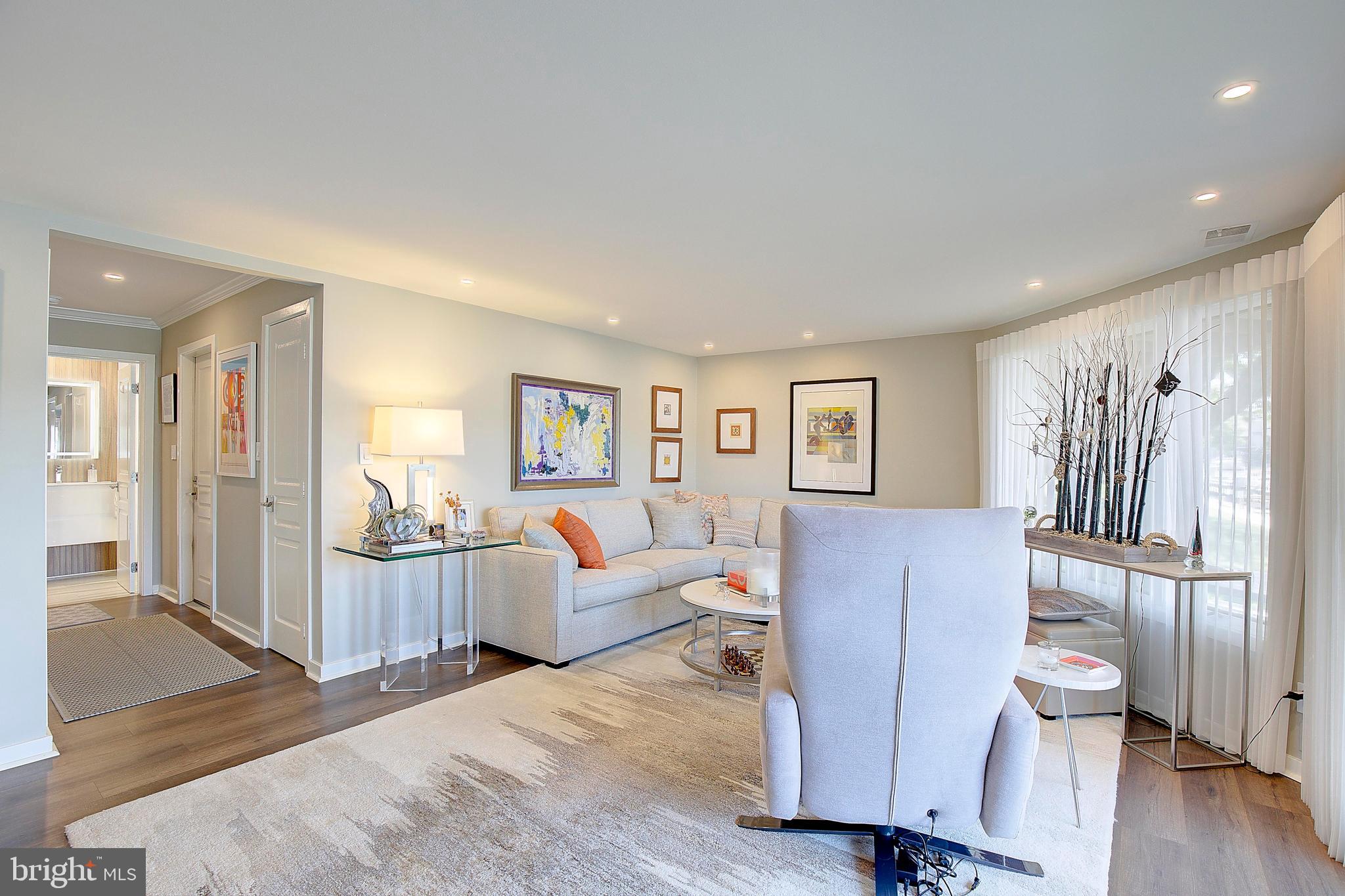 CHESAPEAKE HARBOUR - Residential