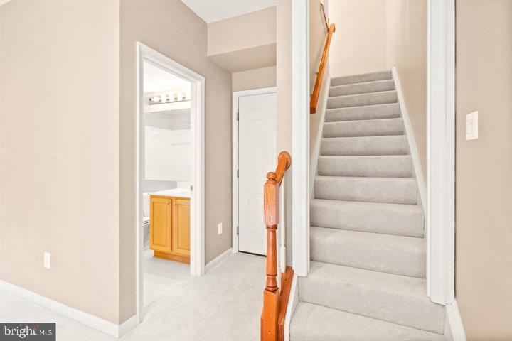 BROADLANDS - Residential Lease