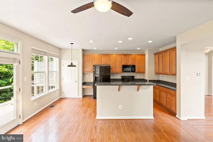 BROADLANDS - Residential Lease