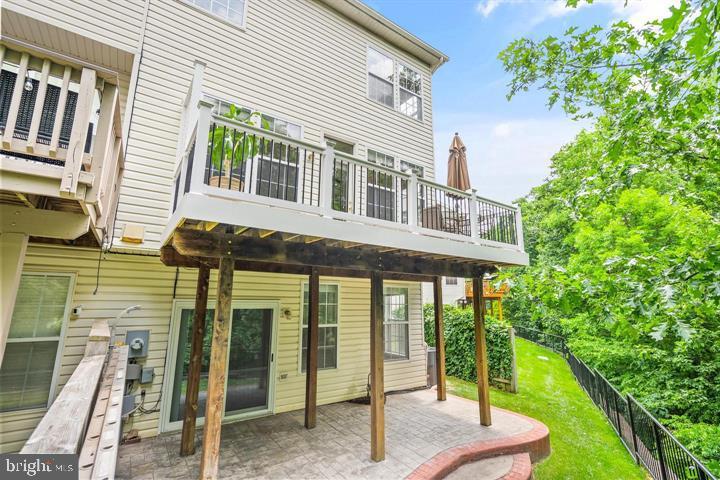 BROADLANDS - Residential Lease