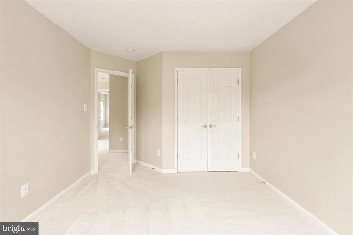 BROADLANDS - Residential Lease