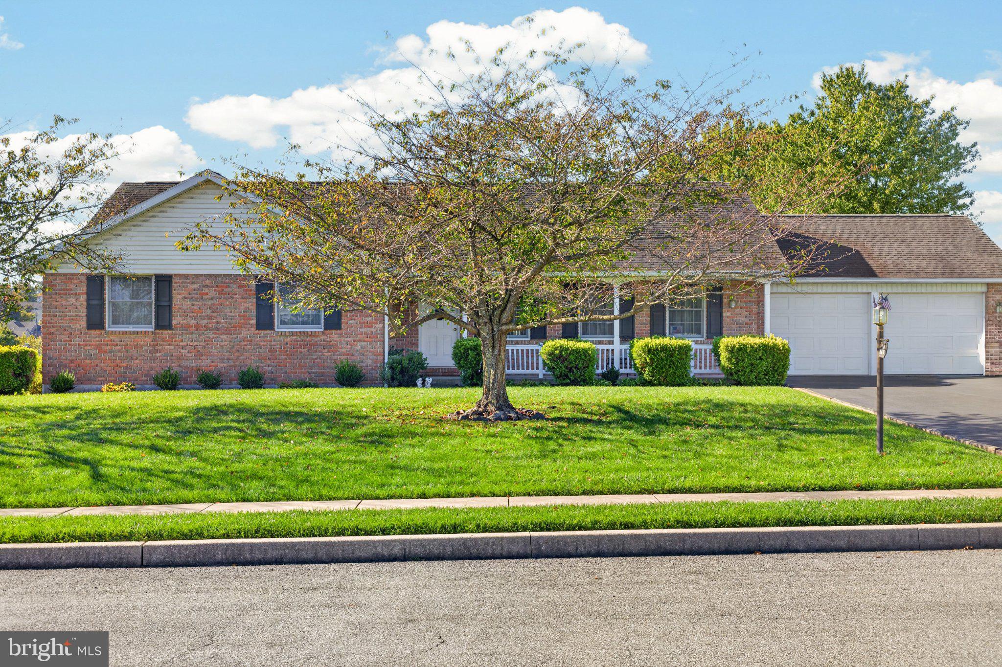 2330 LOCUST LANE