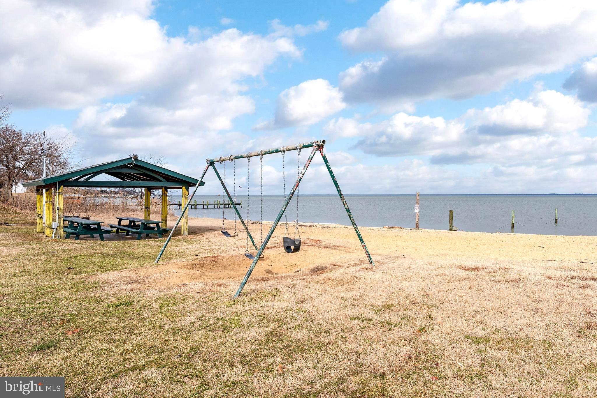 CLOVERFIELDS - Residential