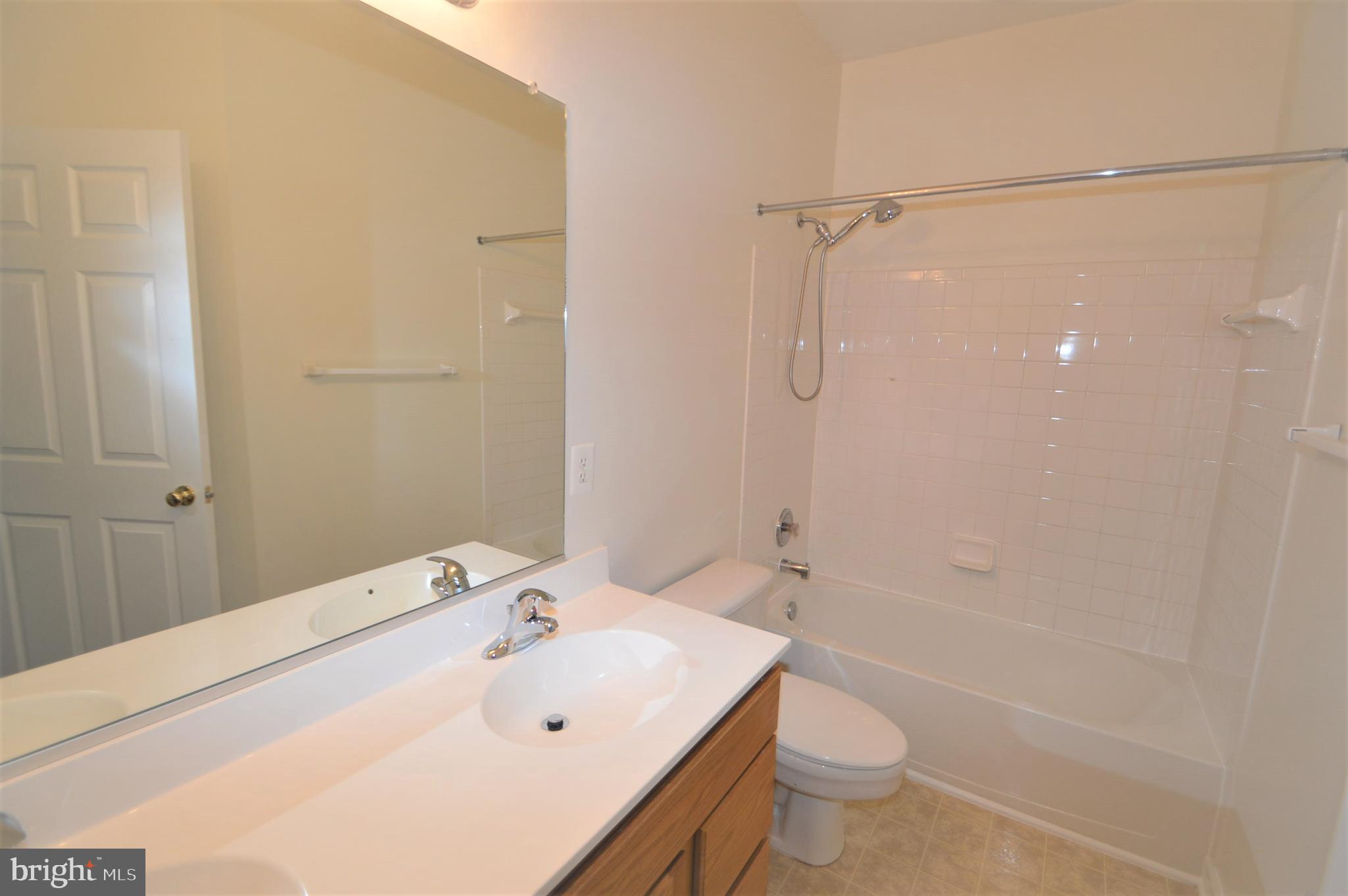 SOUTH RIDING - Residential Lease