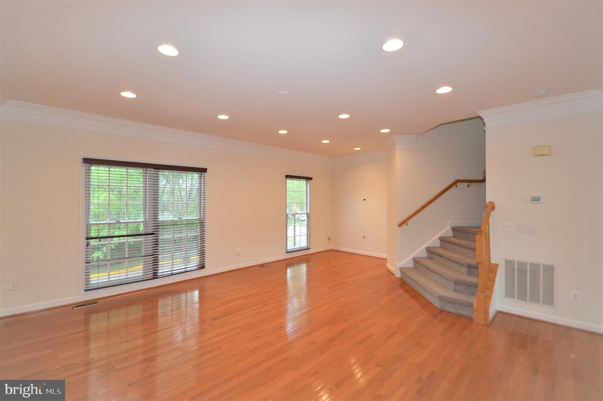 SOUTH RIDING - Residential Lease