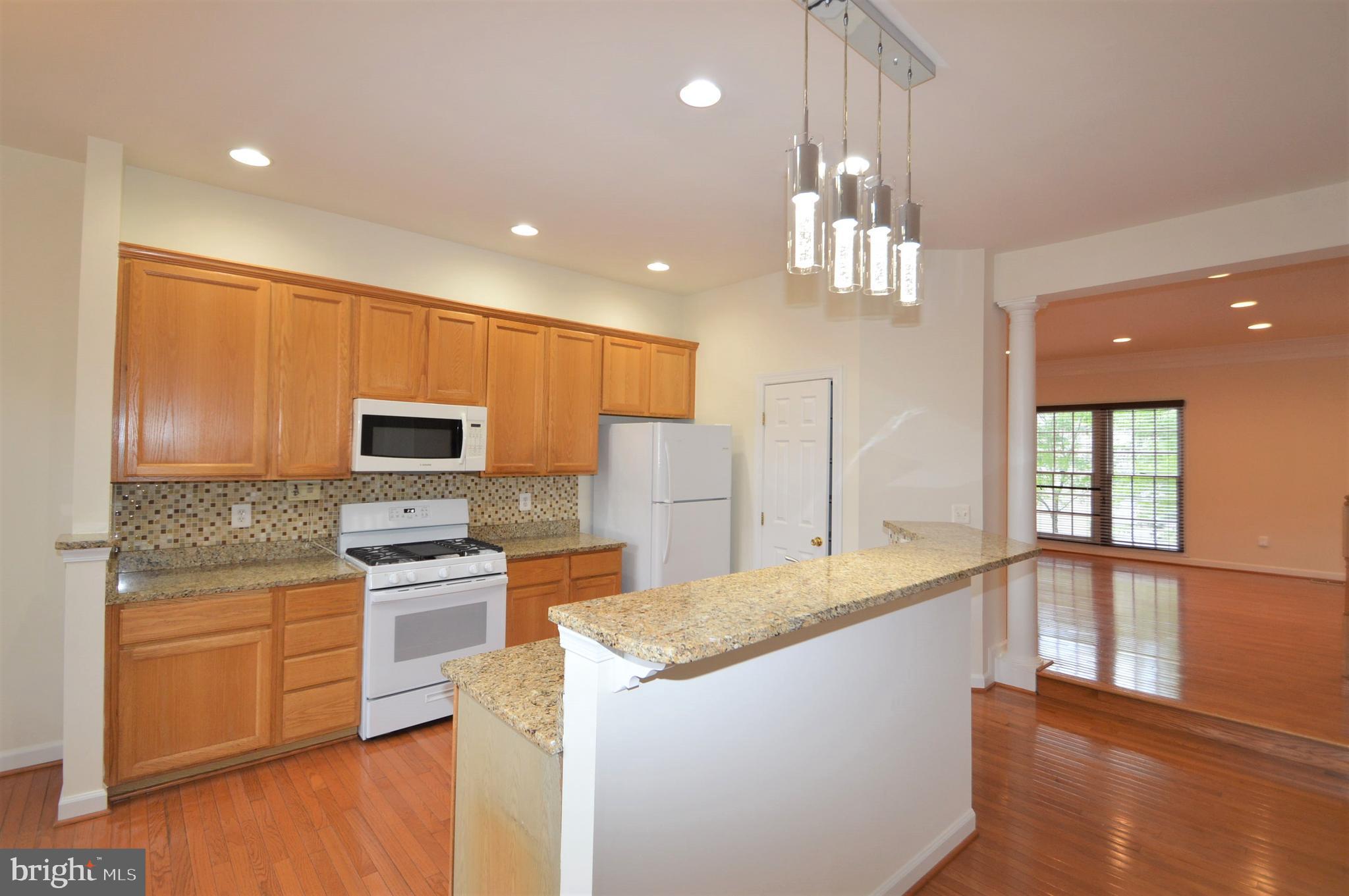 SOUTH RIDING - Residential Lease