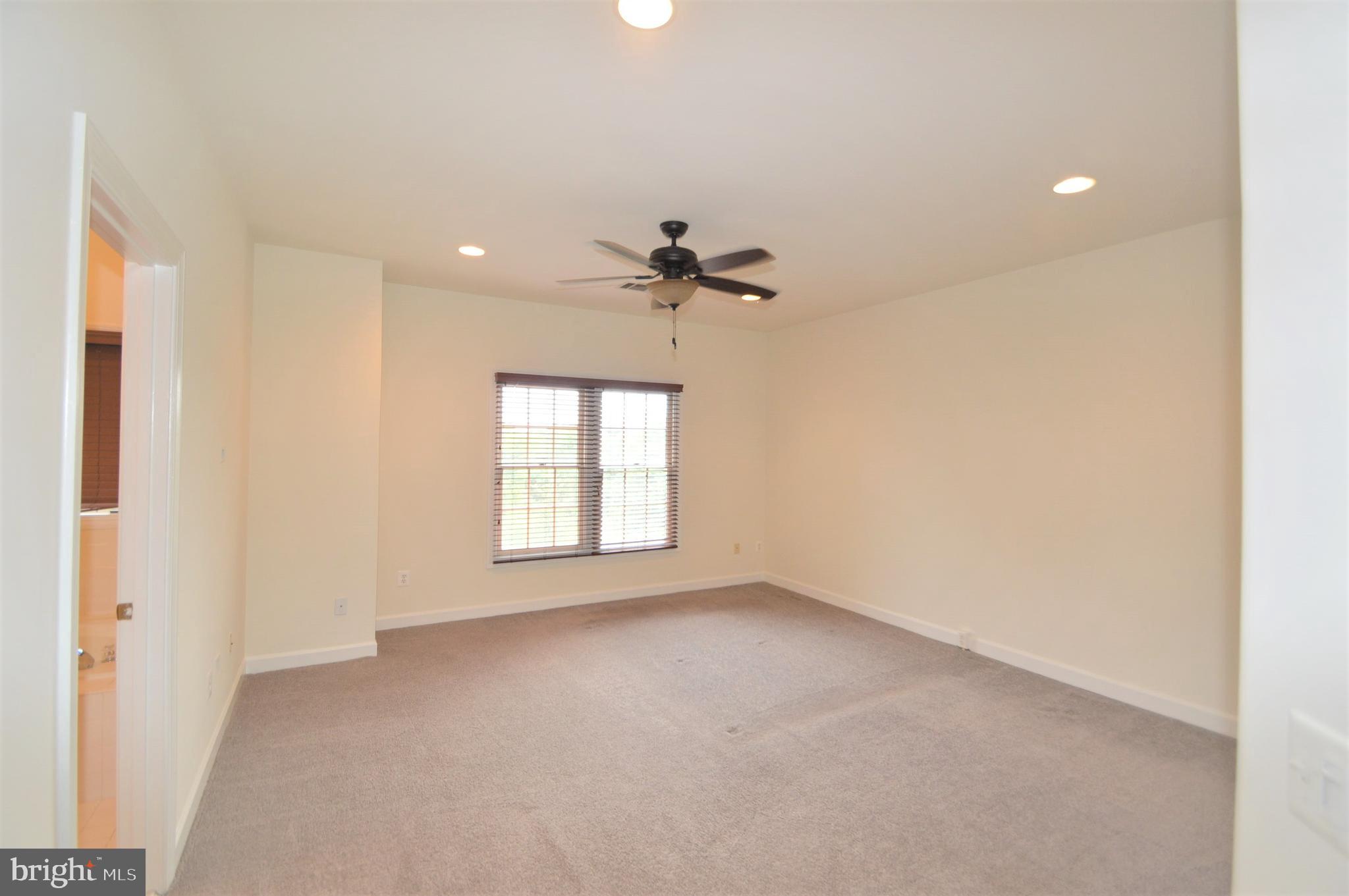 SOUTH RIDING - Residential Lease