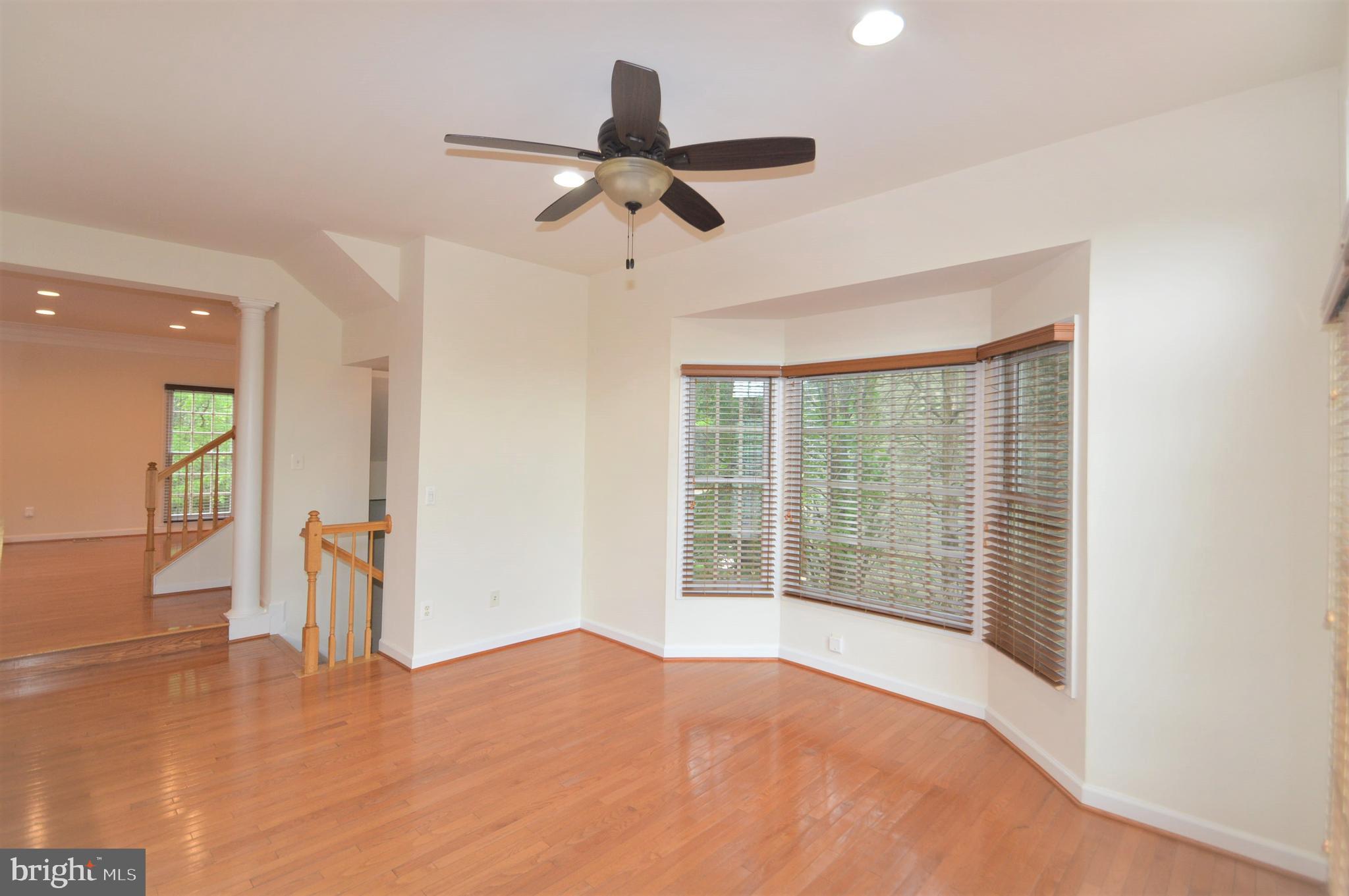 SOUTH RIDING - Residential Lease