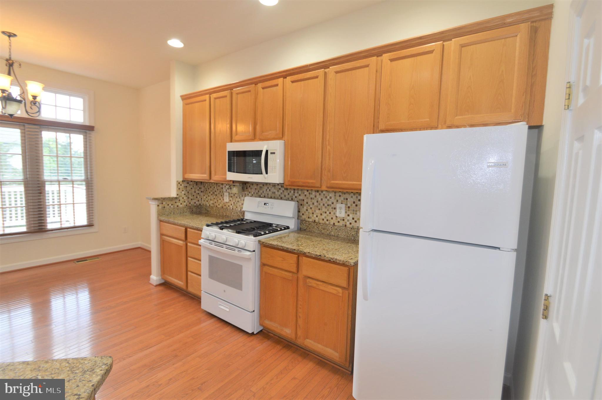 SOUTH RIDING - Residential Lease