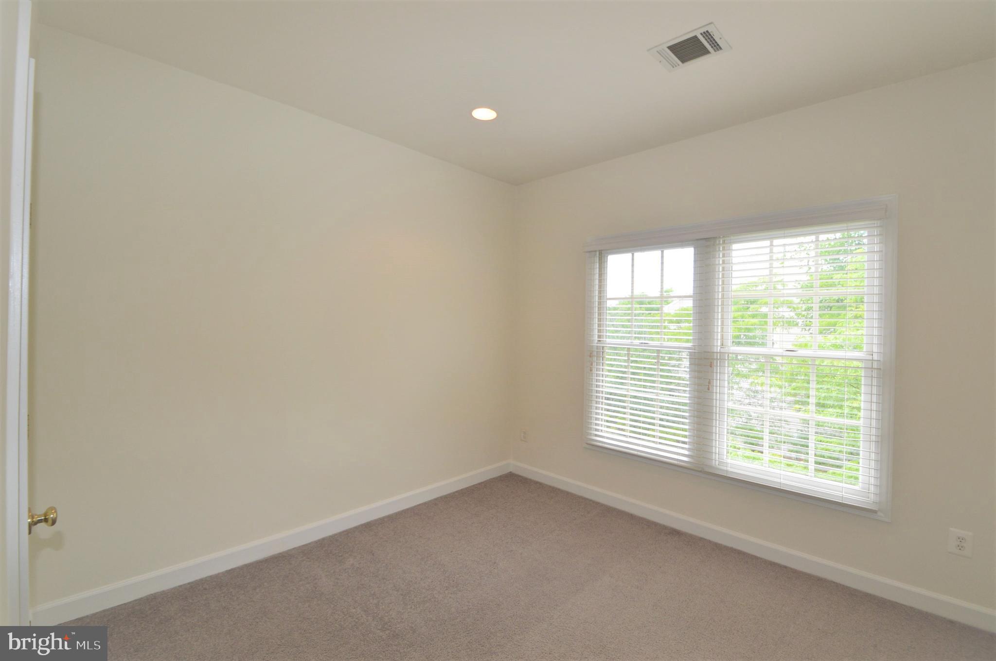 SOUTH RIDING - Residential Lease