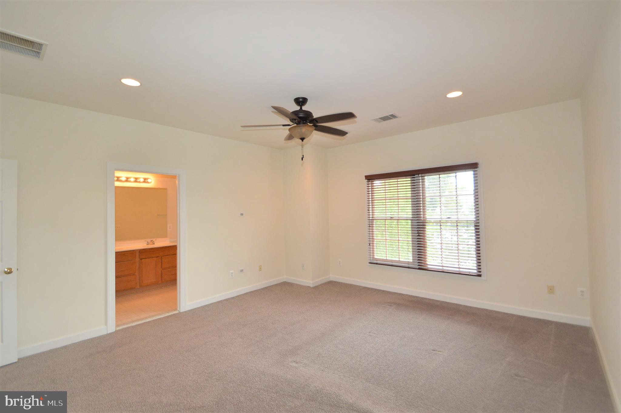 SOUTH RIDING - Residential Lease