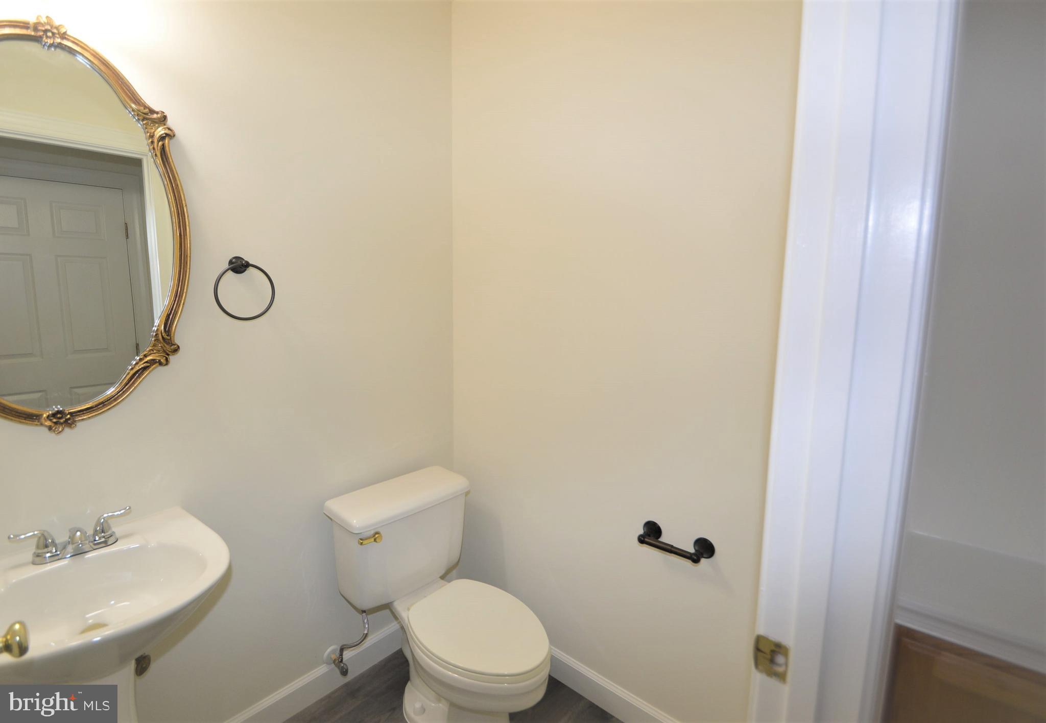 SOUTH RIDING - Residential Lease