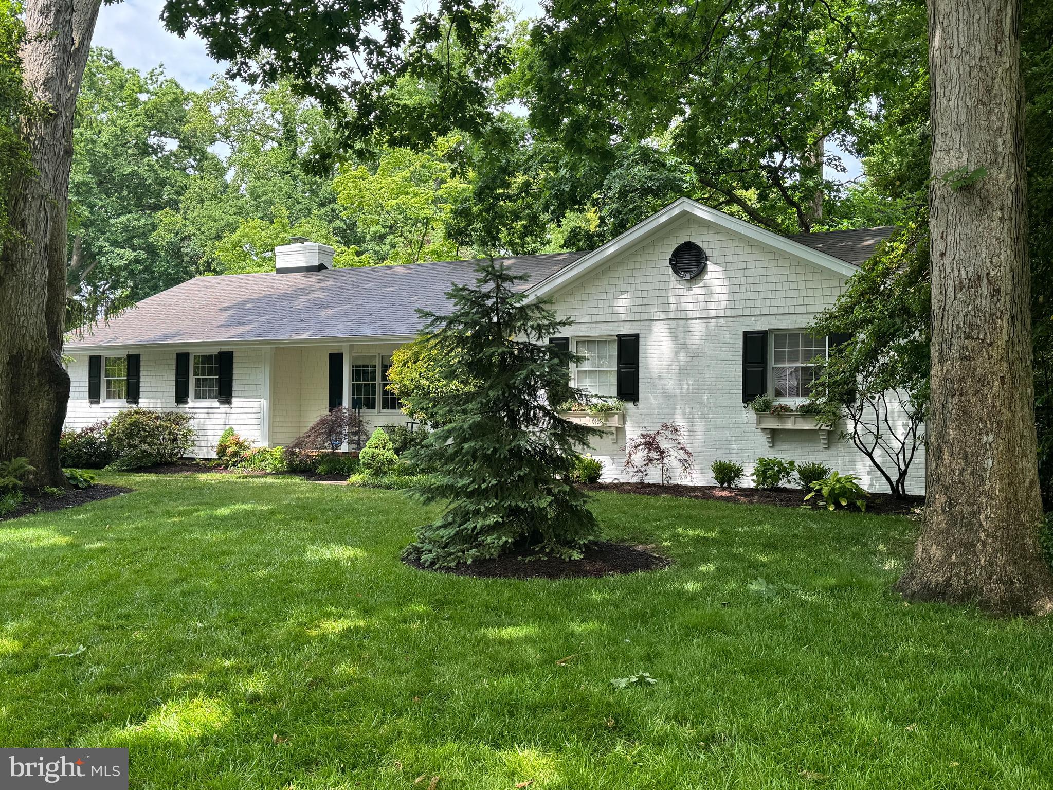 106 KINGSBRIDGE ROAD