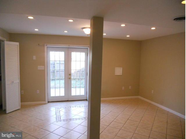 STAFFORDBOROUGH - Residential