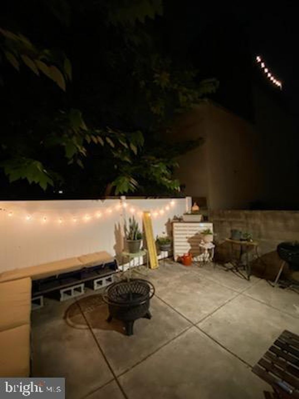 Photo of 918 S 12th Street #1R, PHILADELPHIA, PA 19147 (MLS # PAPH2559898)