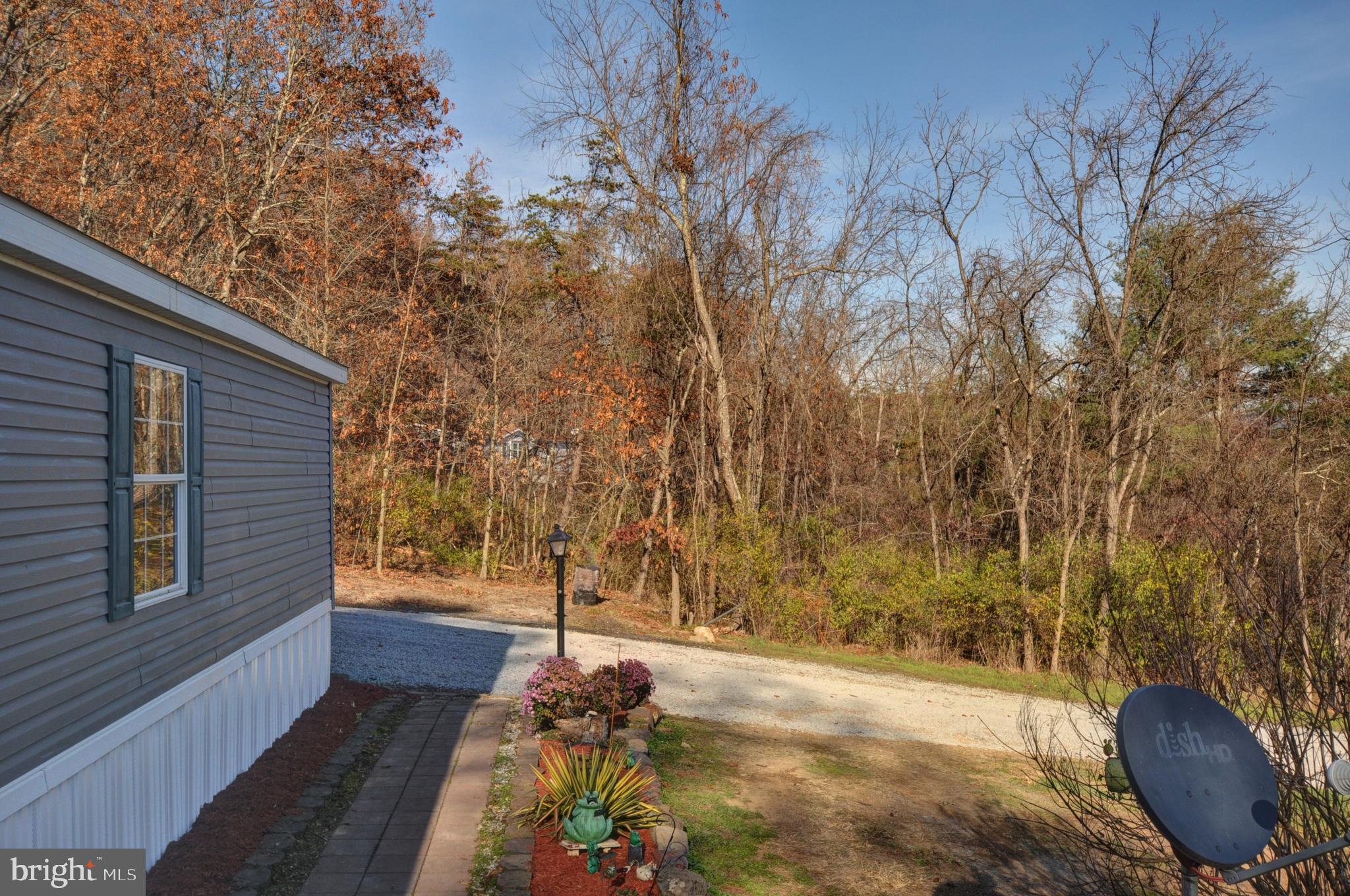 GOLDEN ACRES - Residential