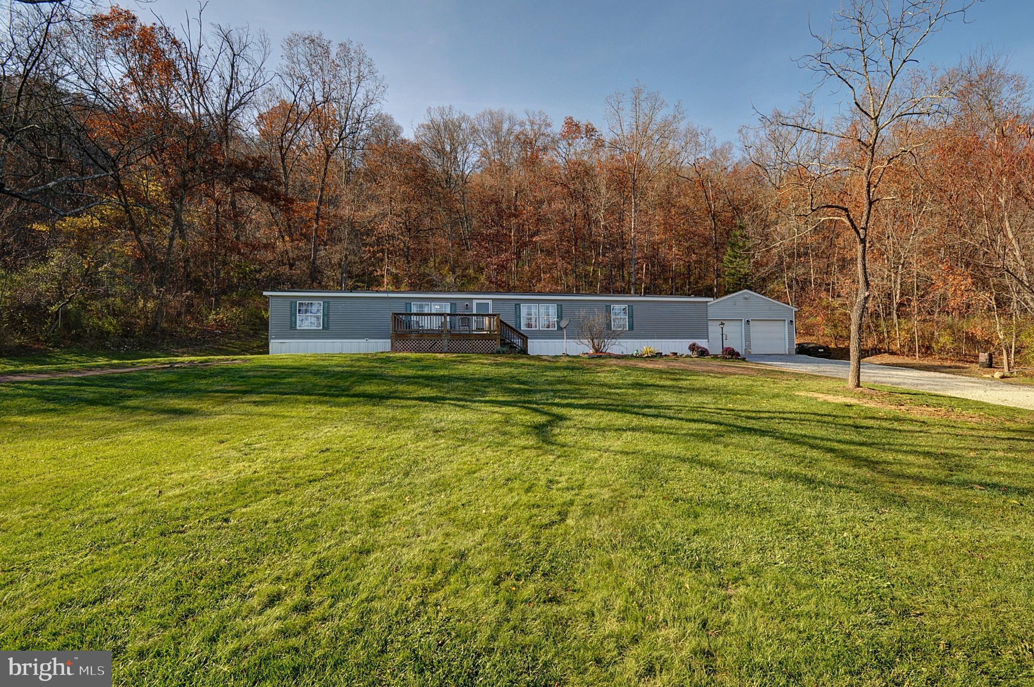 GOLDEN ACRES - Residential