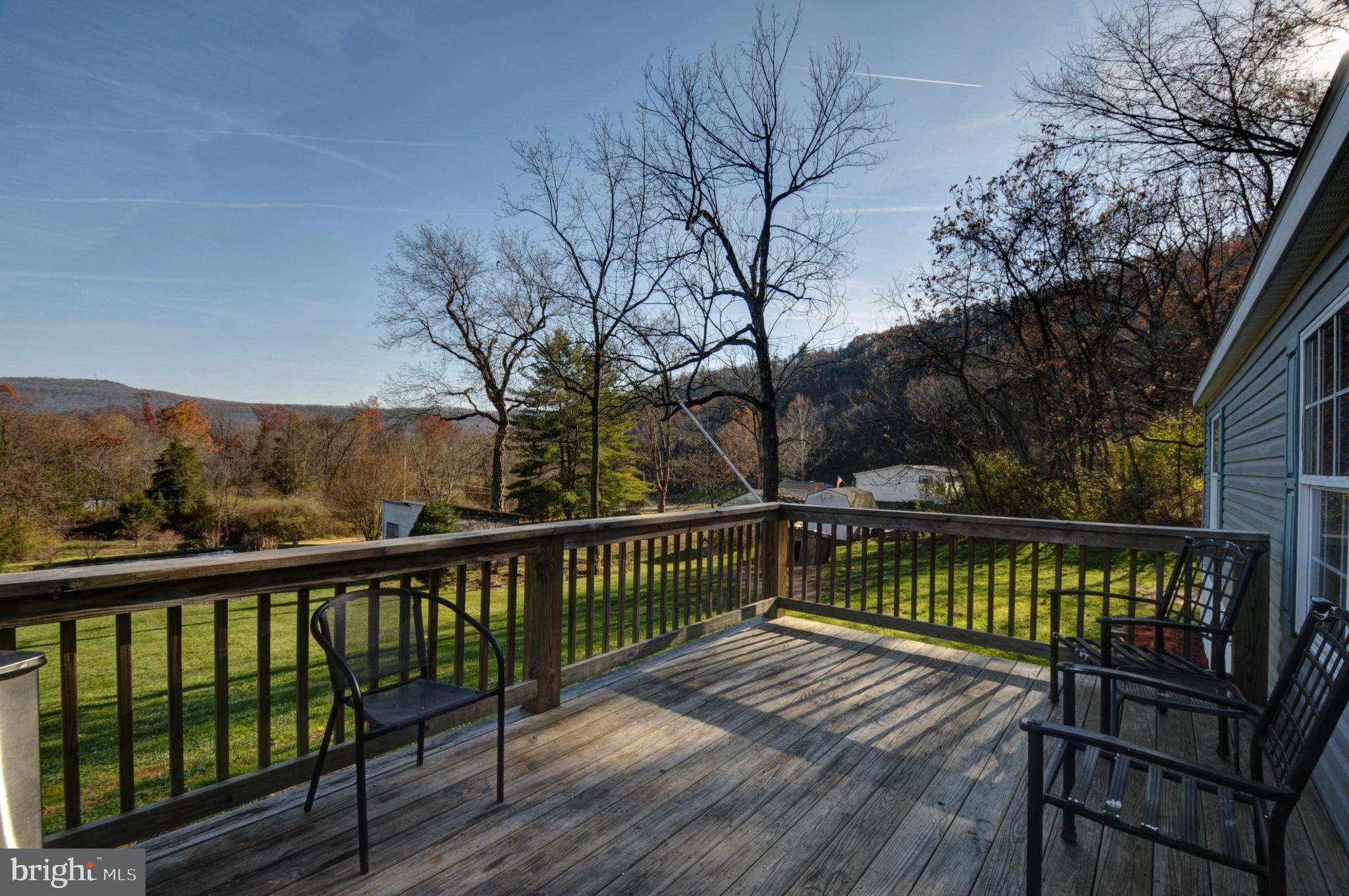 GOLDEN ACRES - Residential