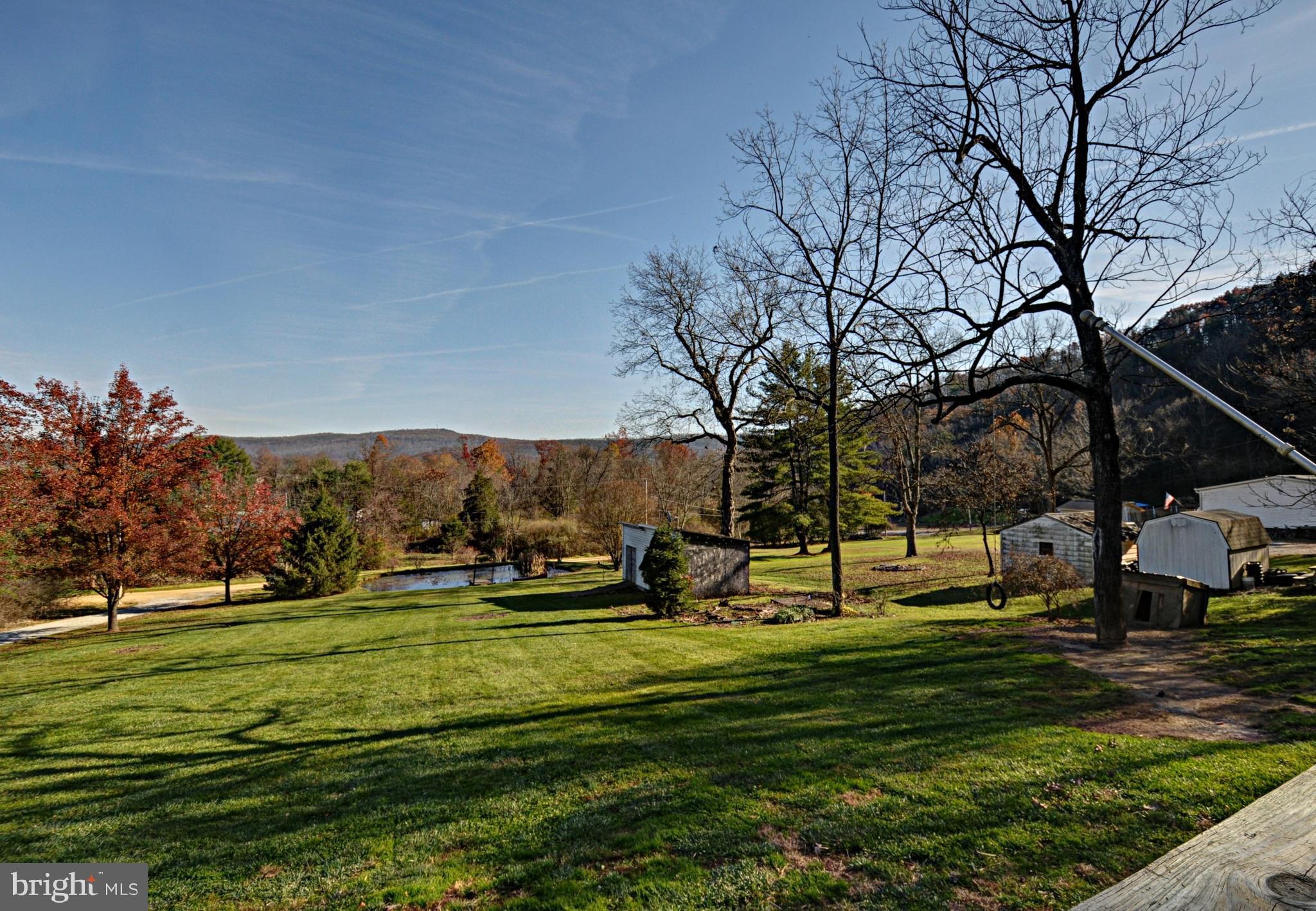 GOLDEN ACRES - Residential