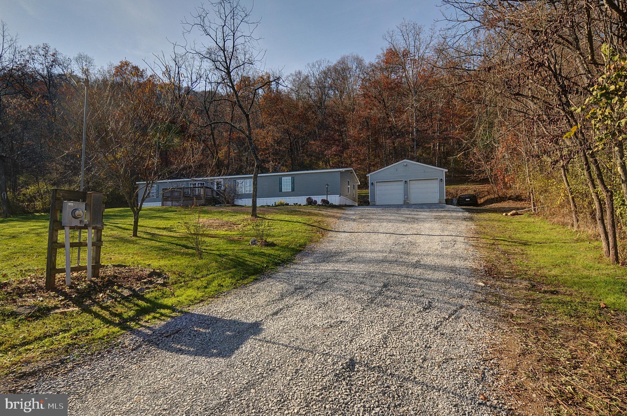 GOLDEN ACRES - Residential